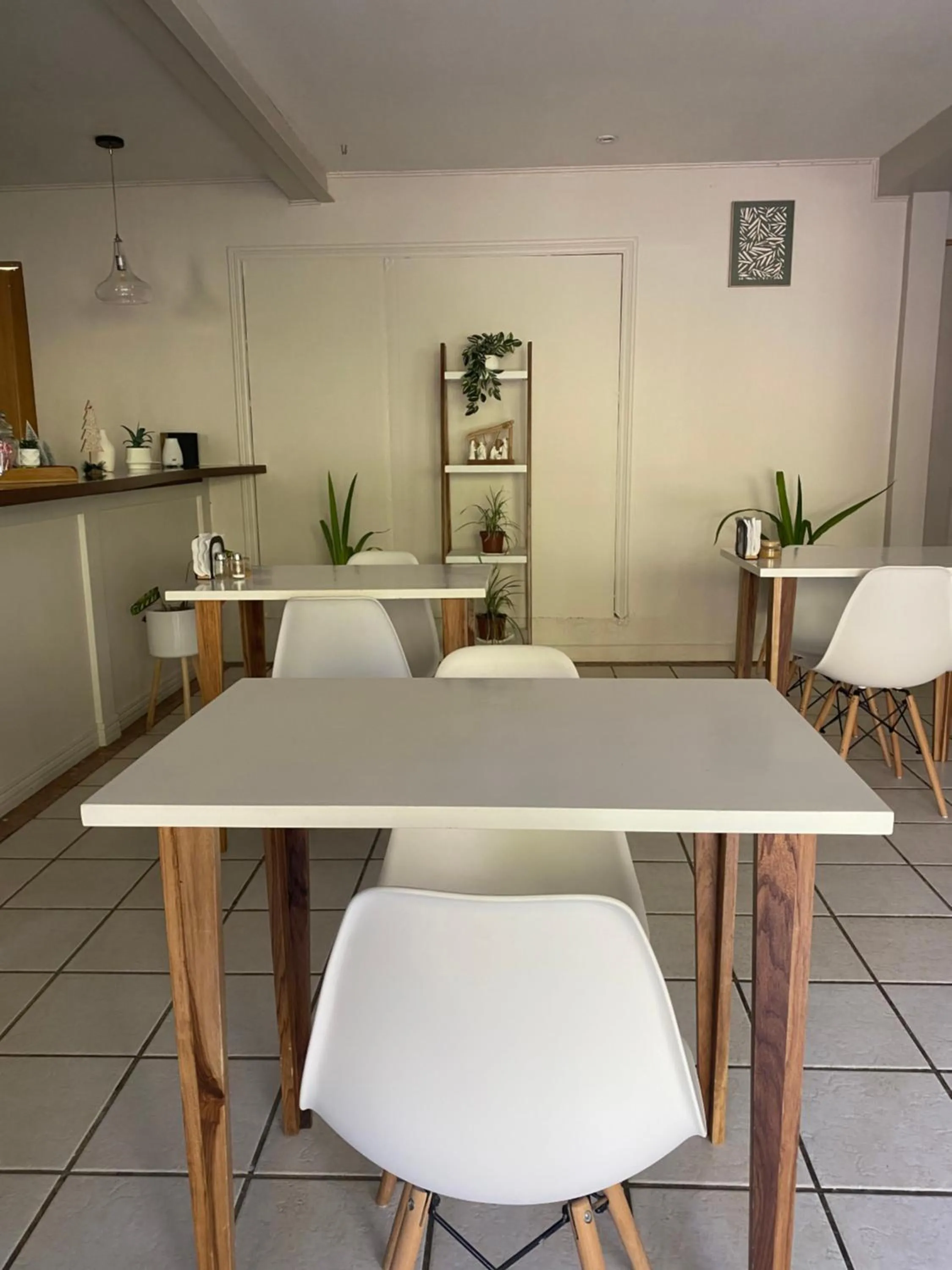 Dining area in Natüra Hotel Monteverde
