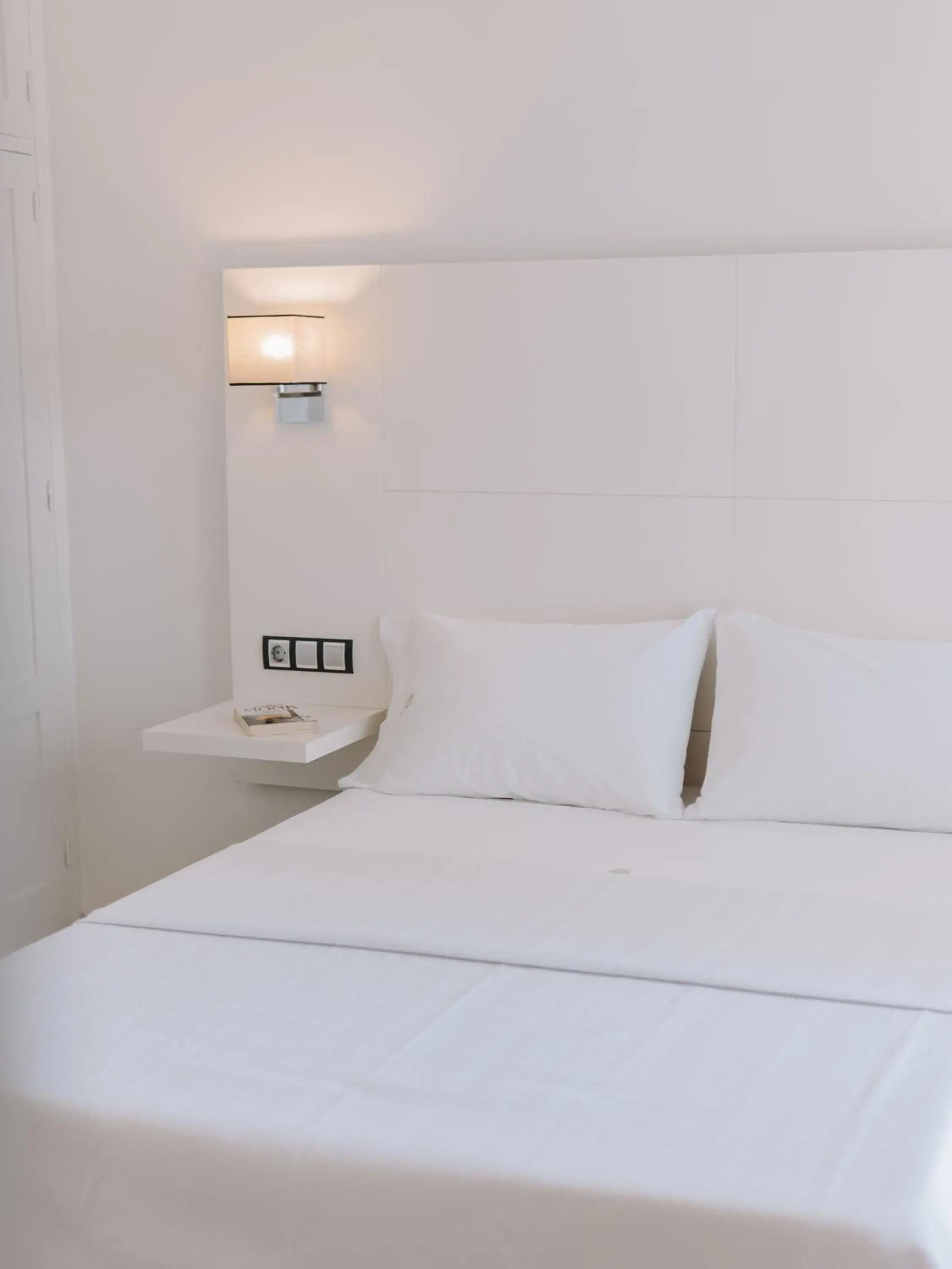 Twin Room with Terrace in Hostal Las Gaviotas del Cabo Twin Room with Terrace in Hostal Las Gaviotas del Cabo