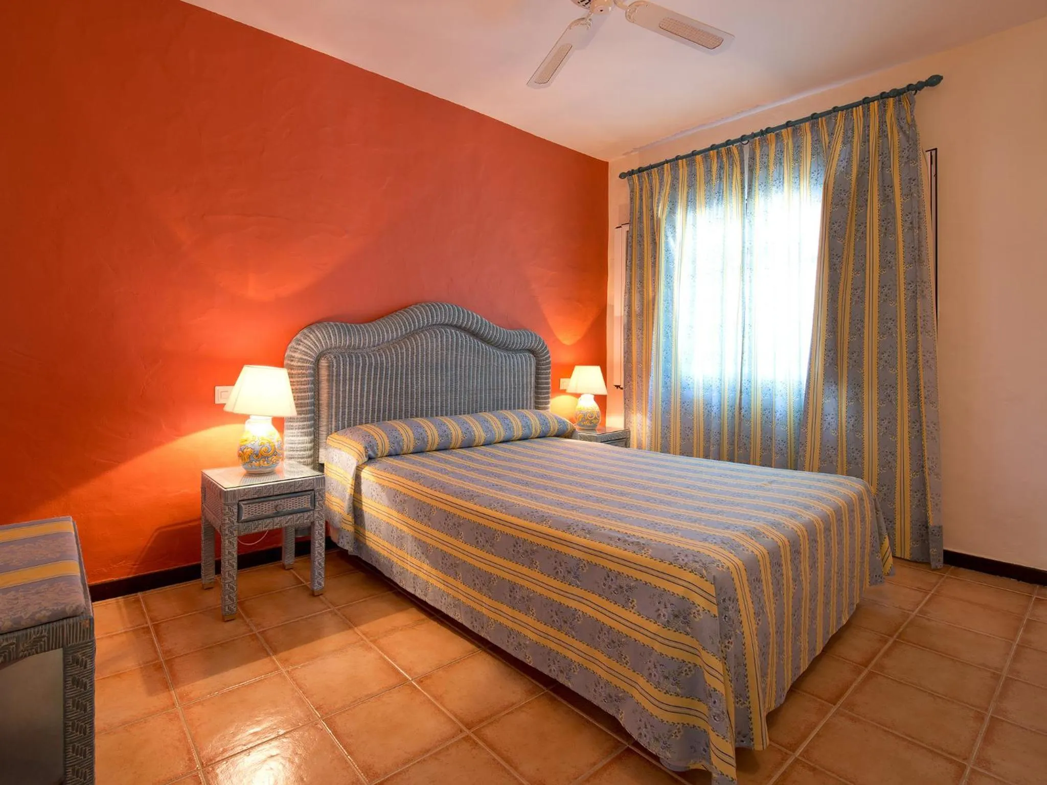 Bedroom, Bed in BlueBay Banús