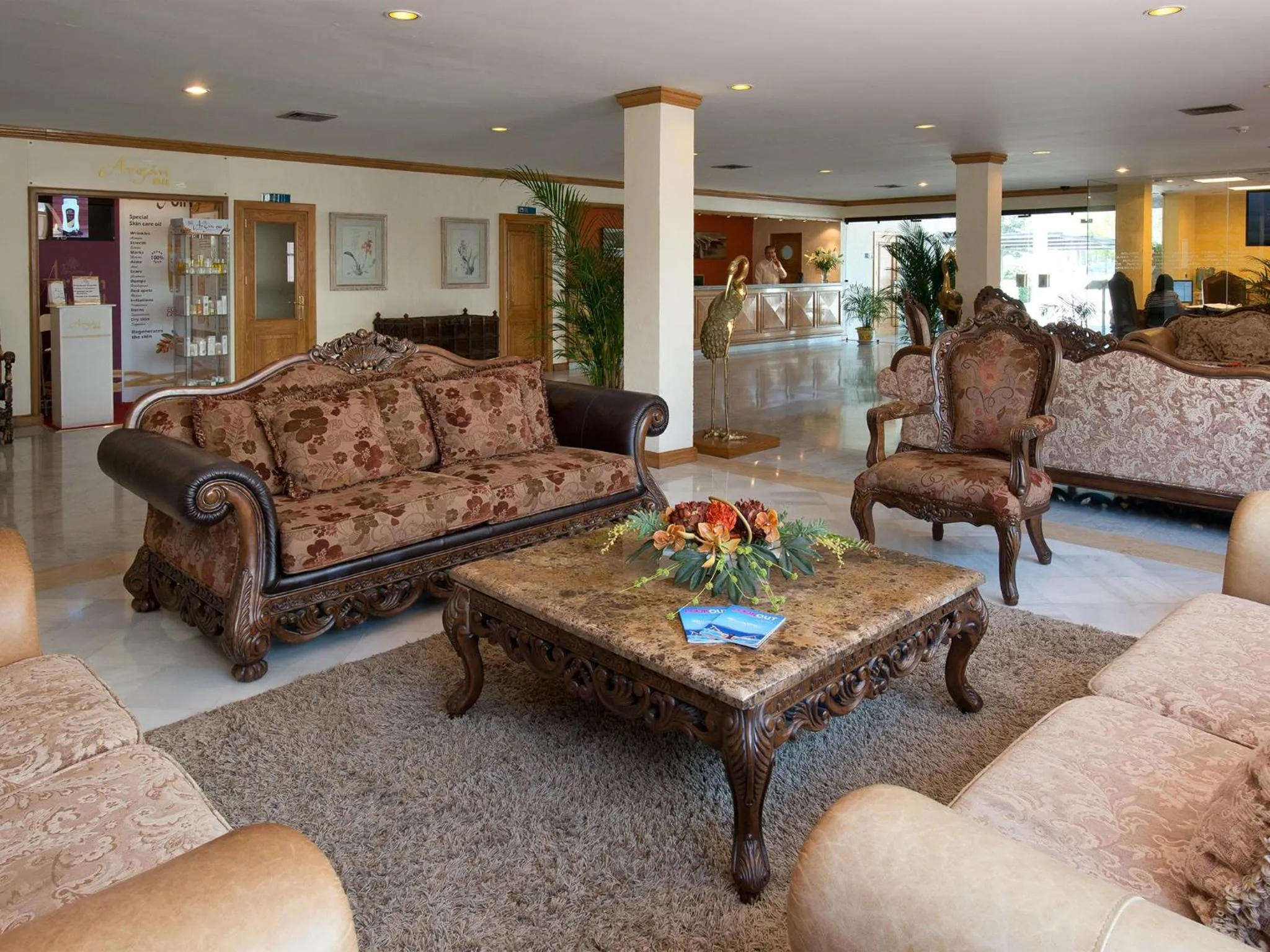 Lobby or reception in BlueBay Banús