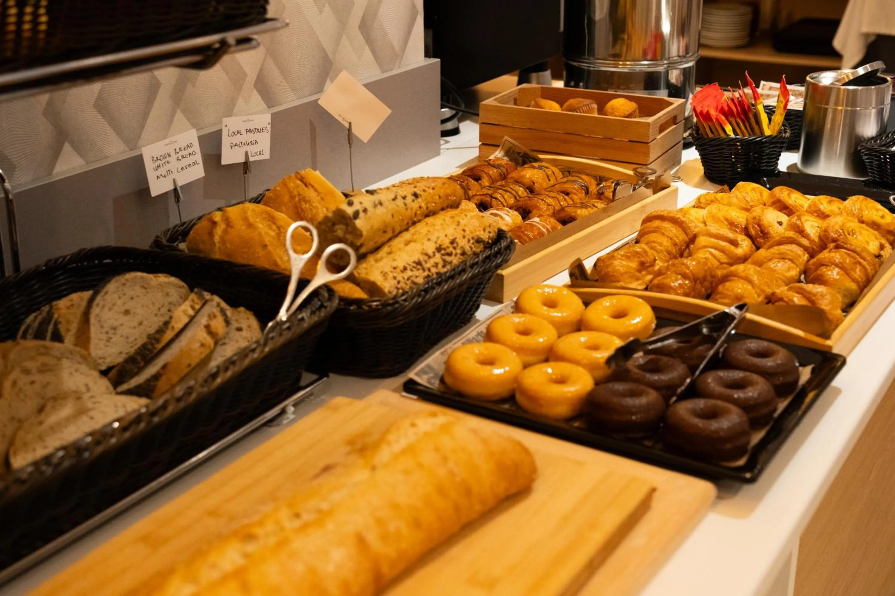Buffet breakfast in Hotel Puerta del Mar - Adults Recommended