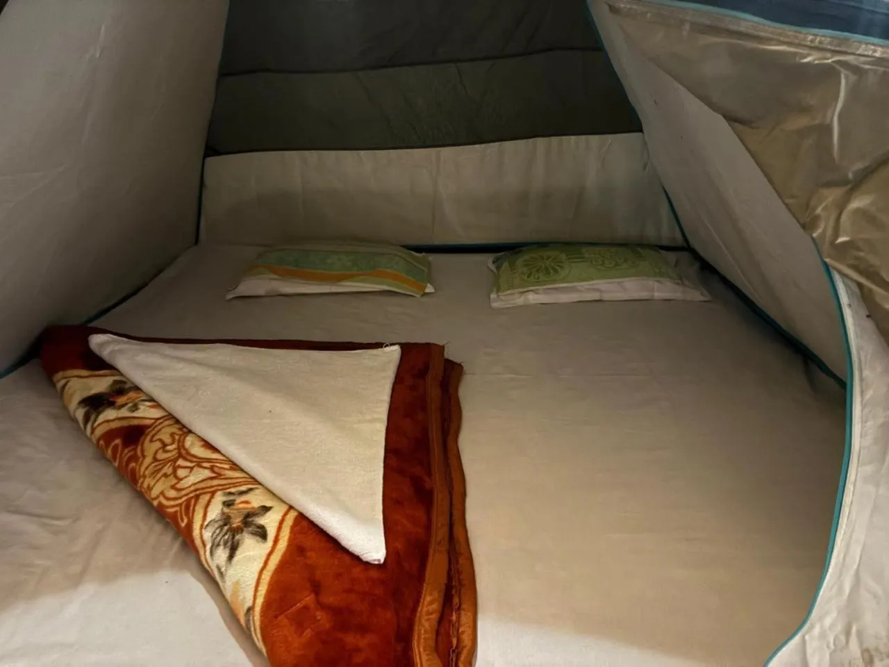 Bed in Tapama Resort Bakkhali