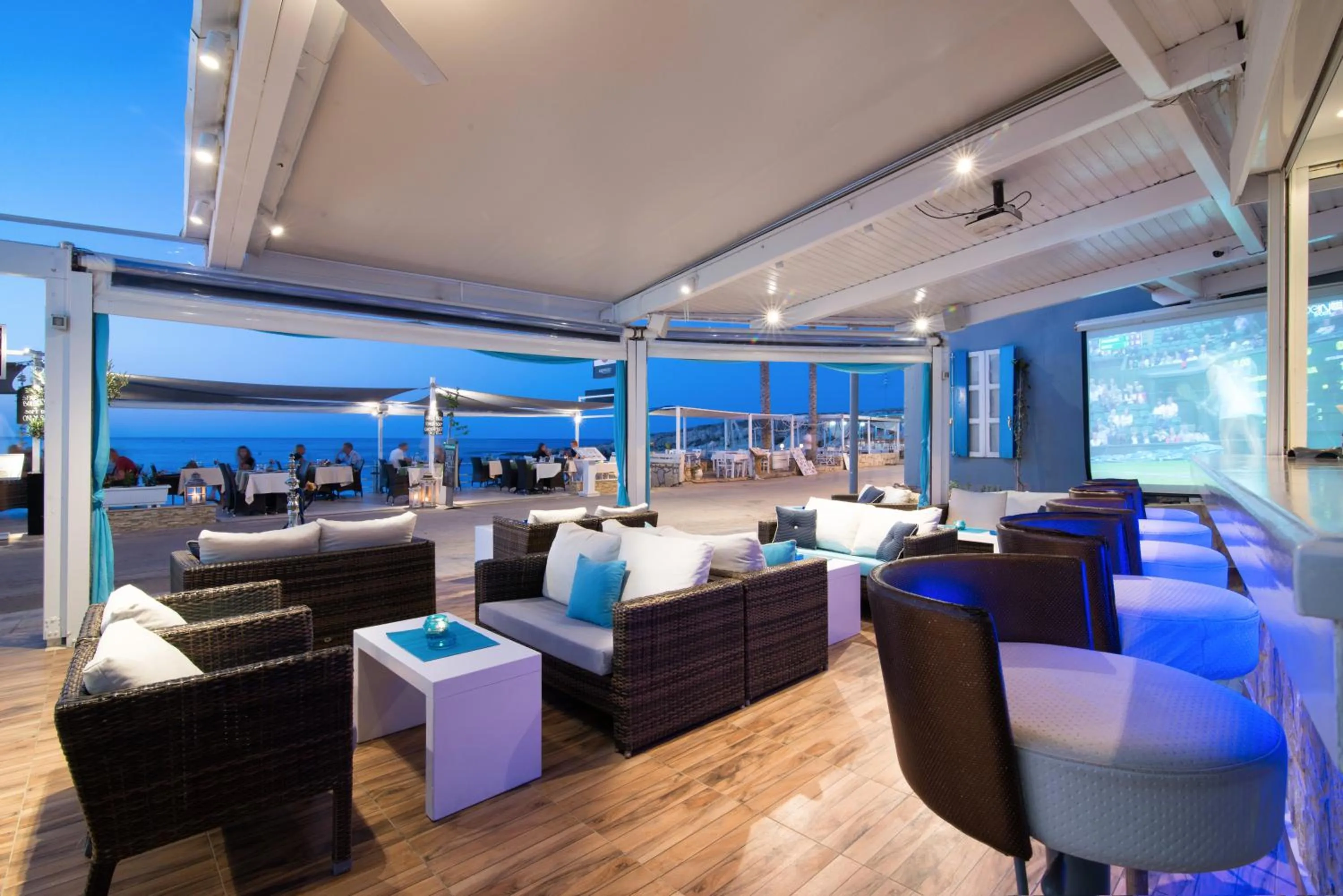 Lounge or bar in Alia Beach Hotel by Estia