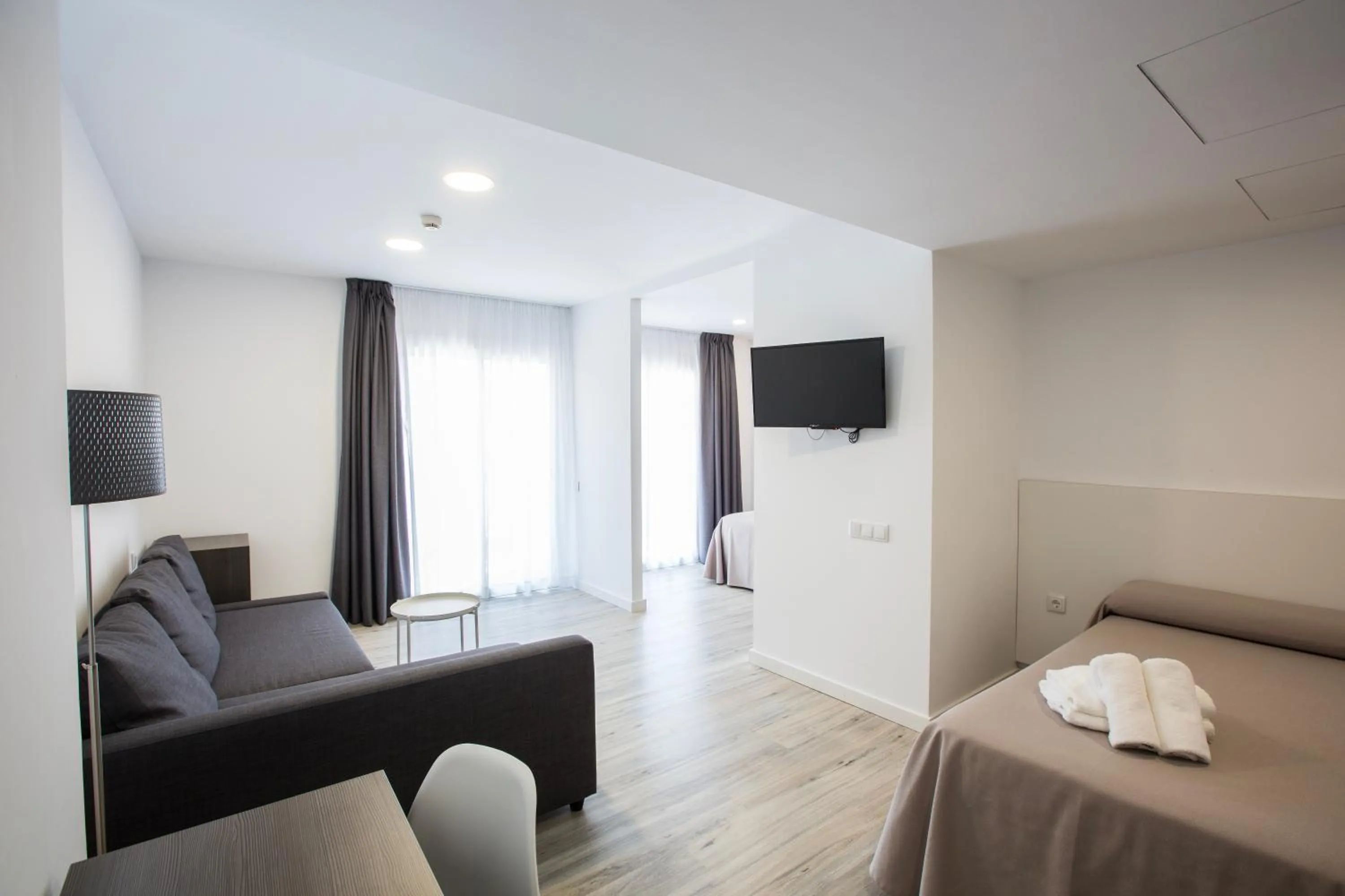 Living room, Bed in Ona Don Juan