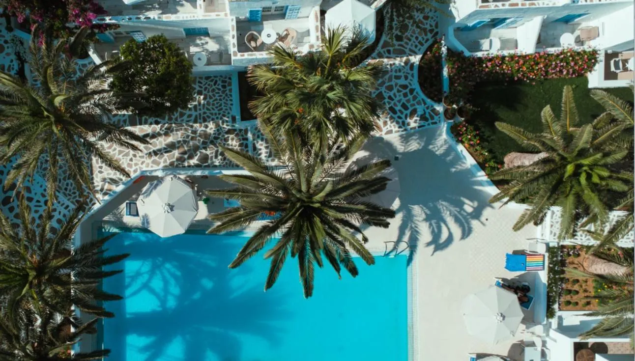 Swimming pool in Hotel Sagterra