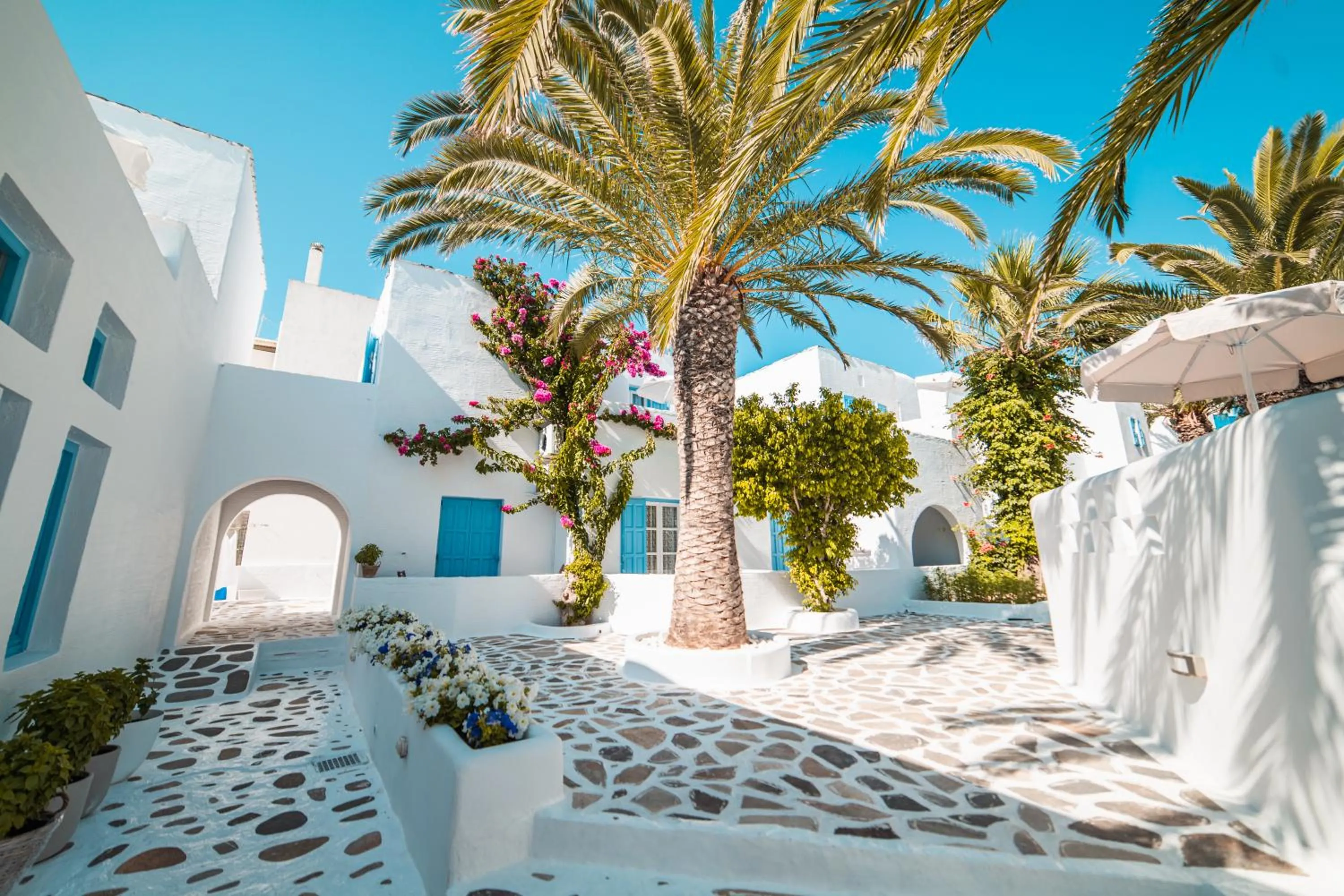 Property building in Hotel Sagterra