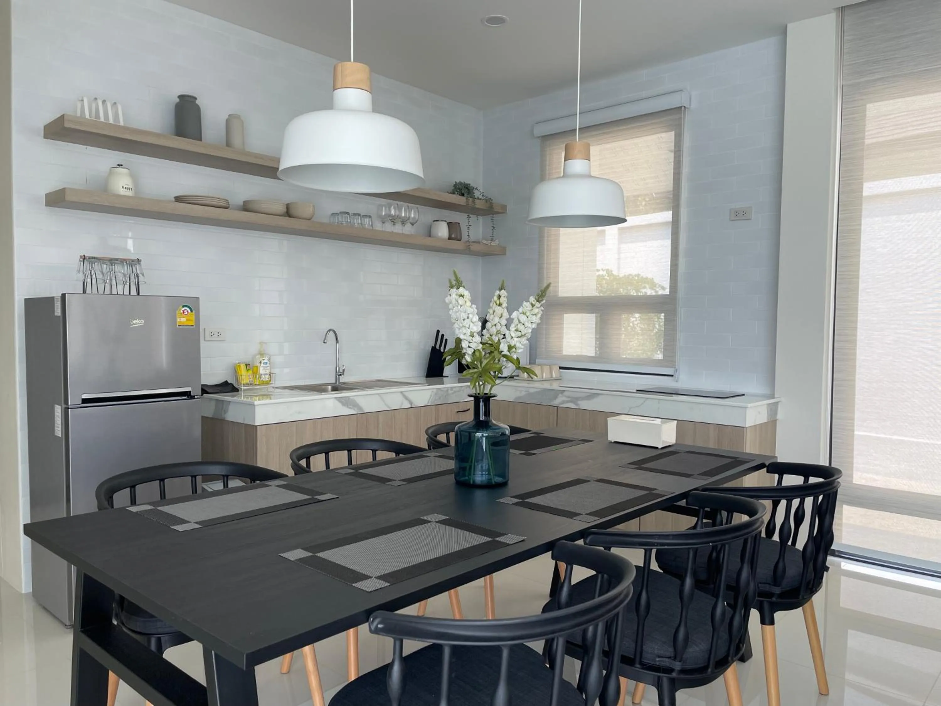 Kitchen or kitchenette in Karisma Private Villa Pattaya