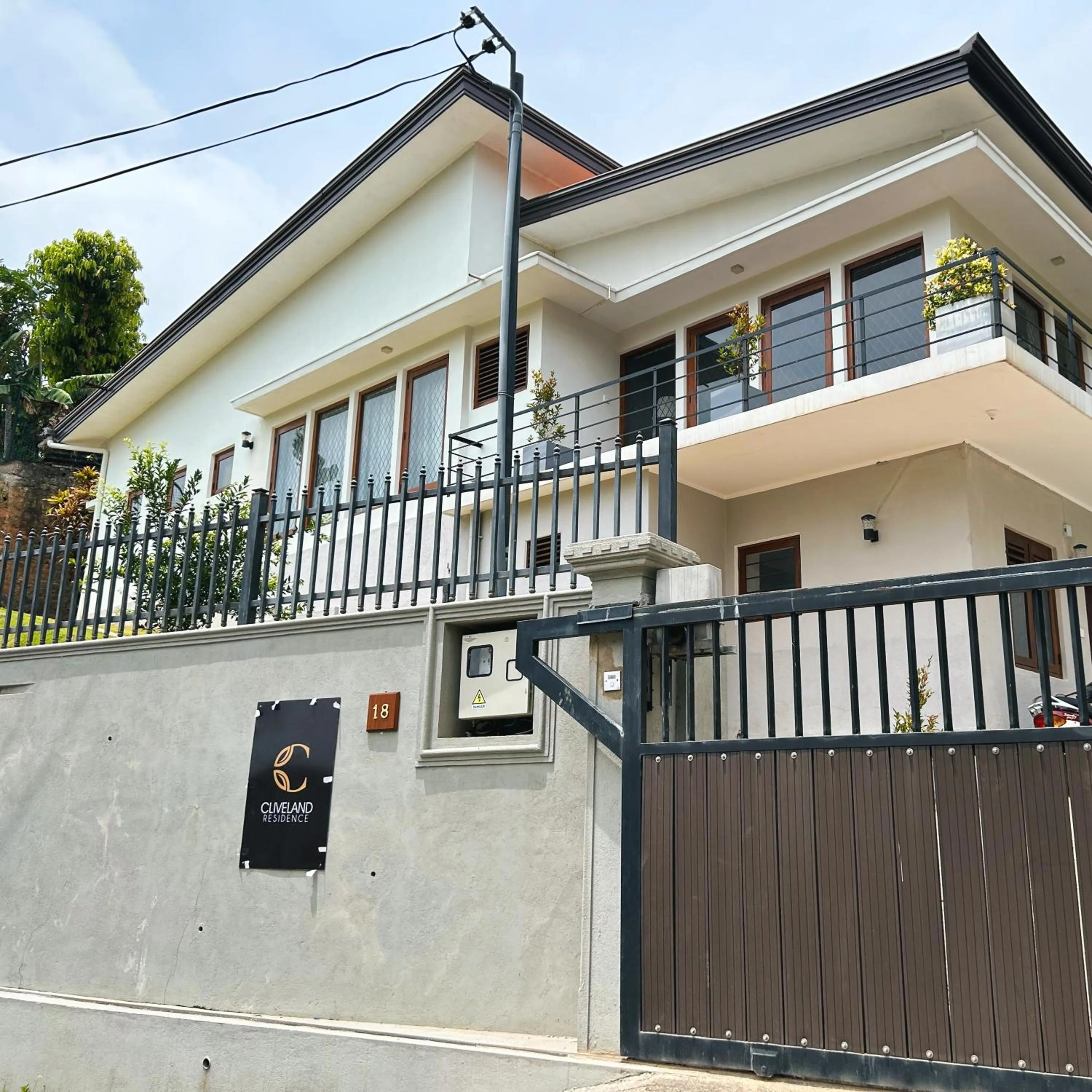 Property building in Cliveland Residence