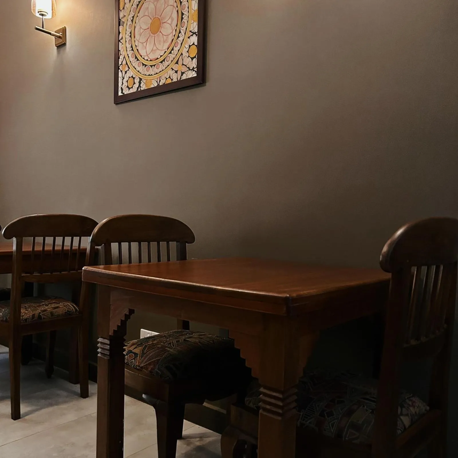 Dining area in Cliveland Residence
