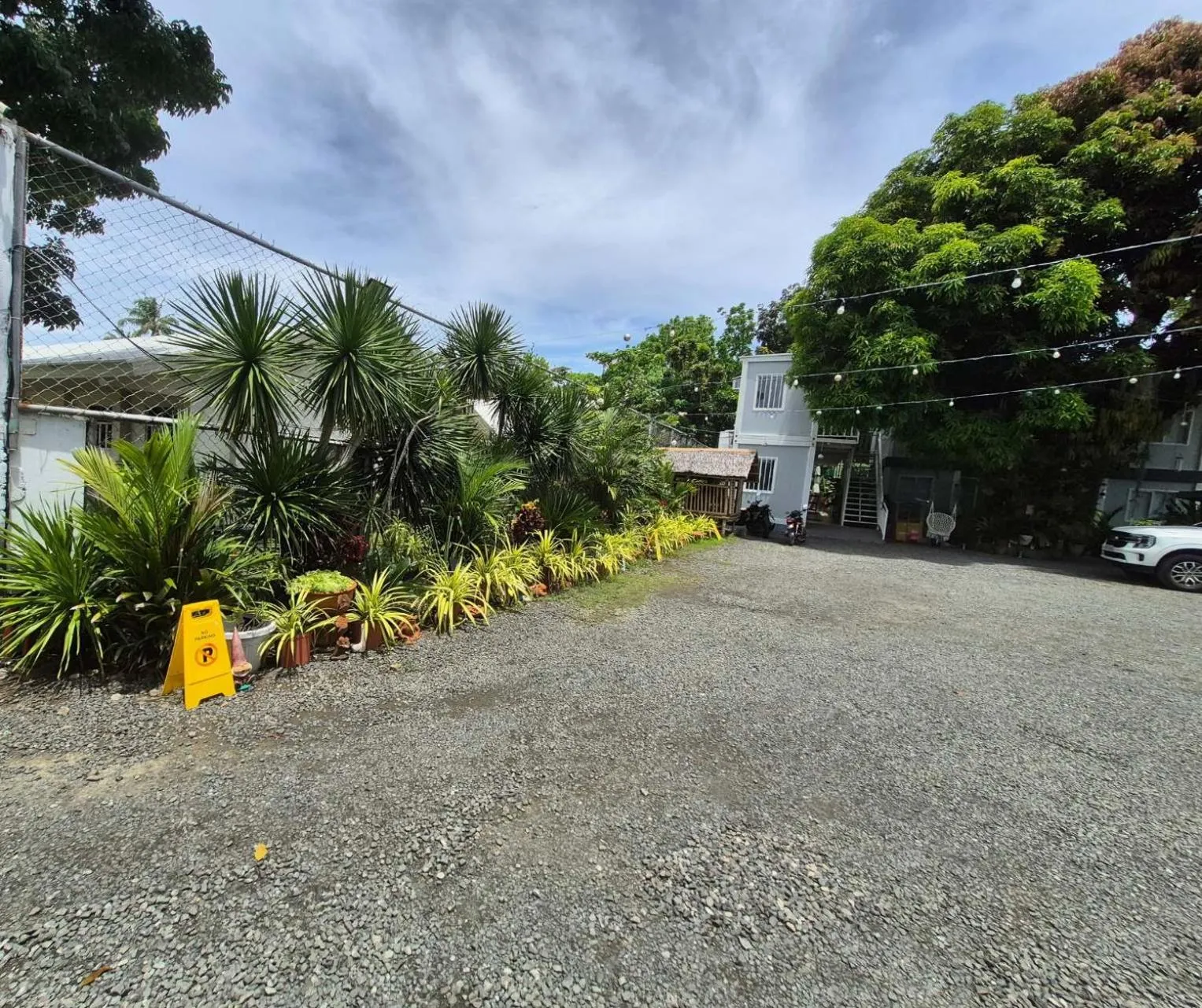 Garden in Olive Hostel Roxas City