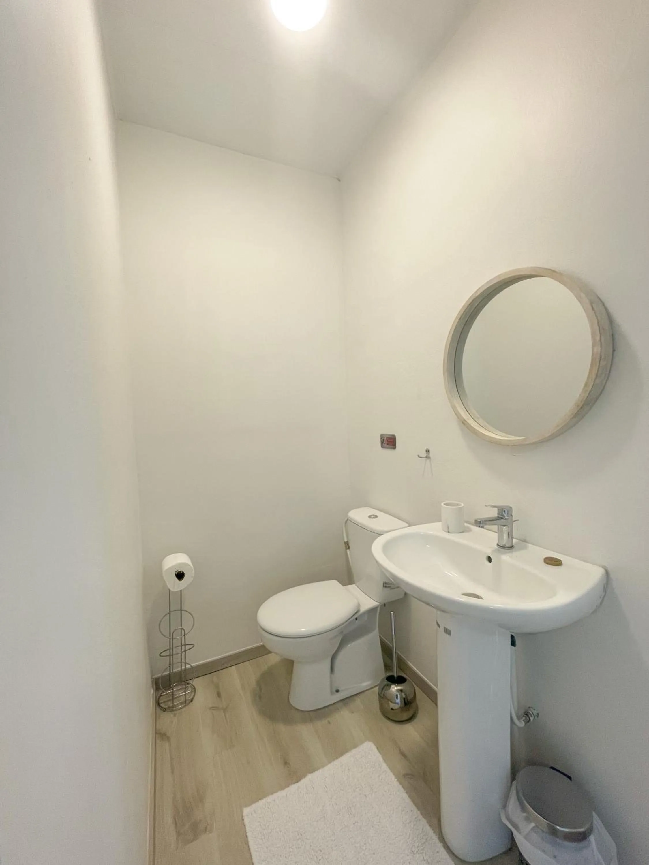 Toilet in Temana Airport Faa'a,Tahiti