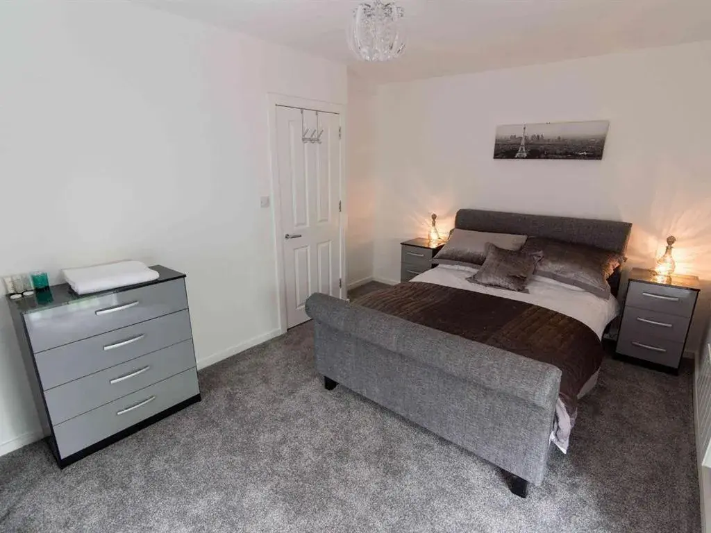 Standard Apartment in Live in Leeds Nazarene Apartments Standard Apartment in Live in Leeds Nazarene Apartments