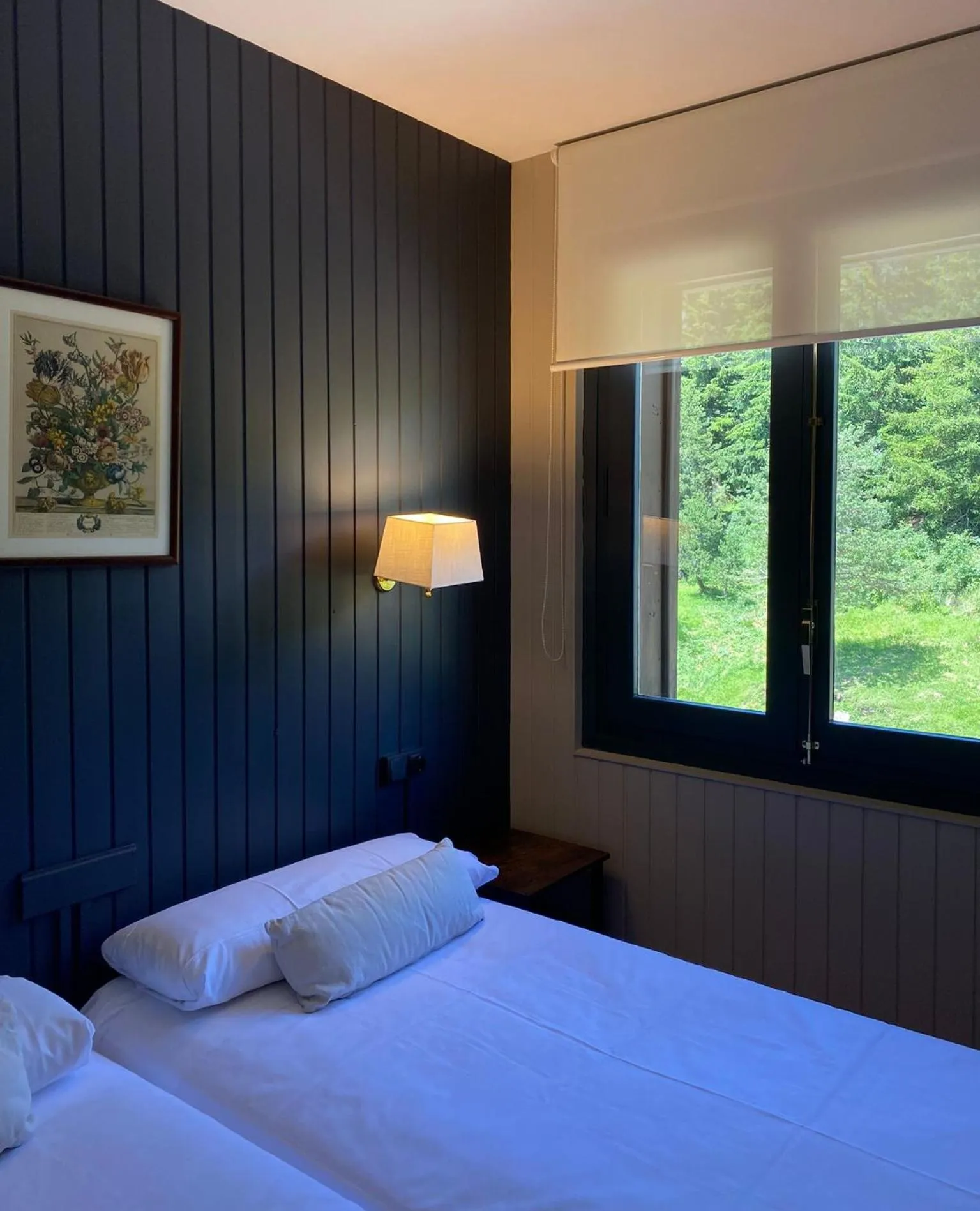 Photo of the whole room, Bed in Hotel Tobazo