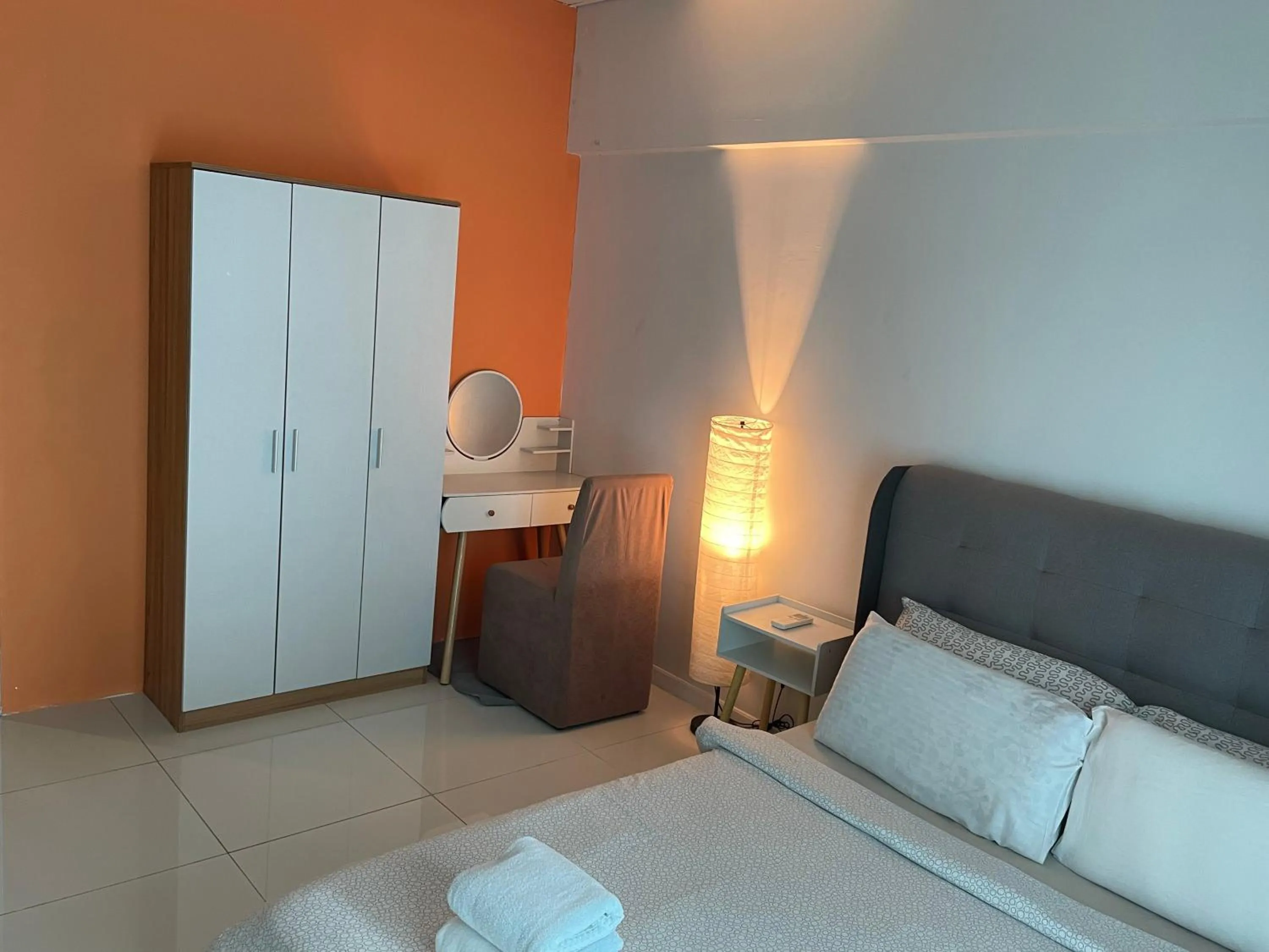 Bed in Mercu Summer Suite KLCC by Minshuku