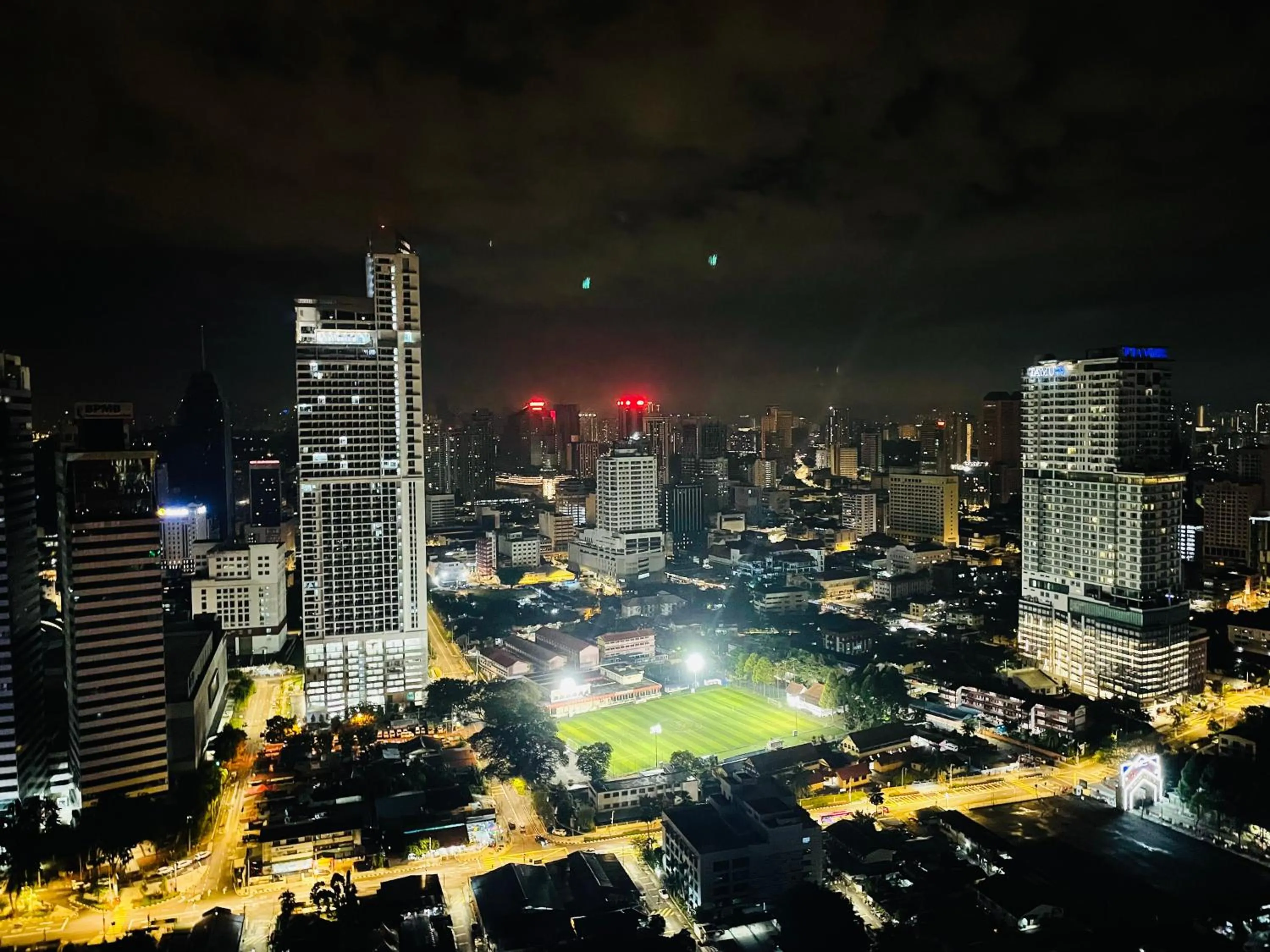 Night in Mercu Summer Suite KLCC by Minshuku