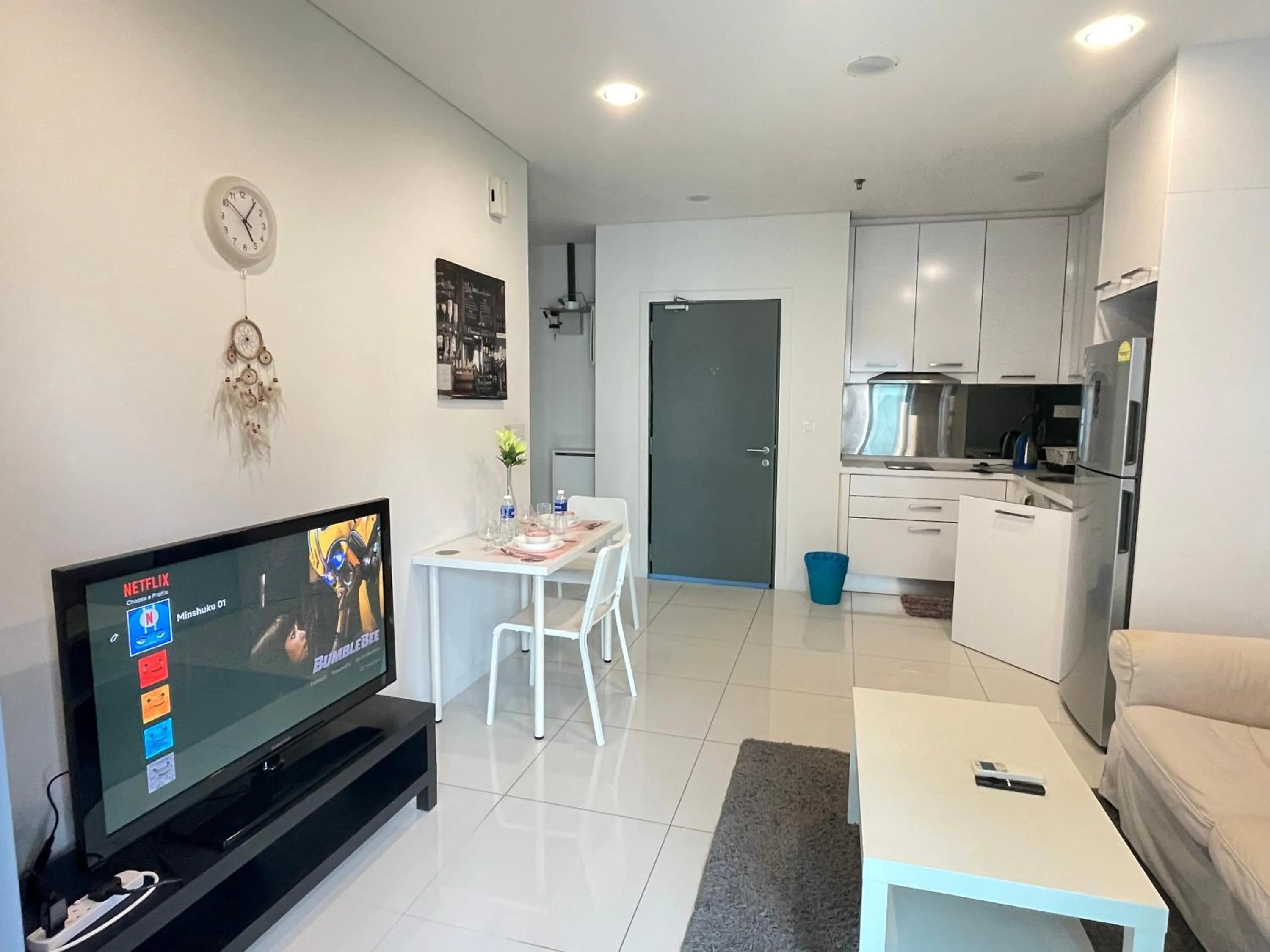 Living room in Mercu Summer Suite KLCC by Minshuku