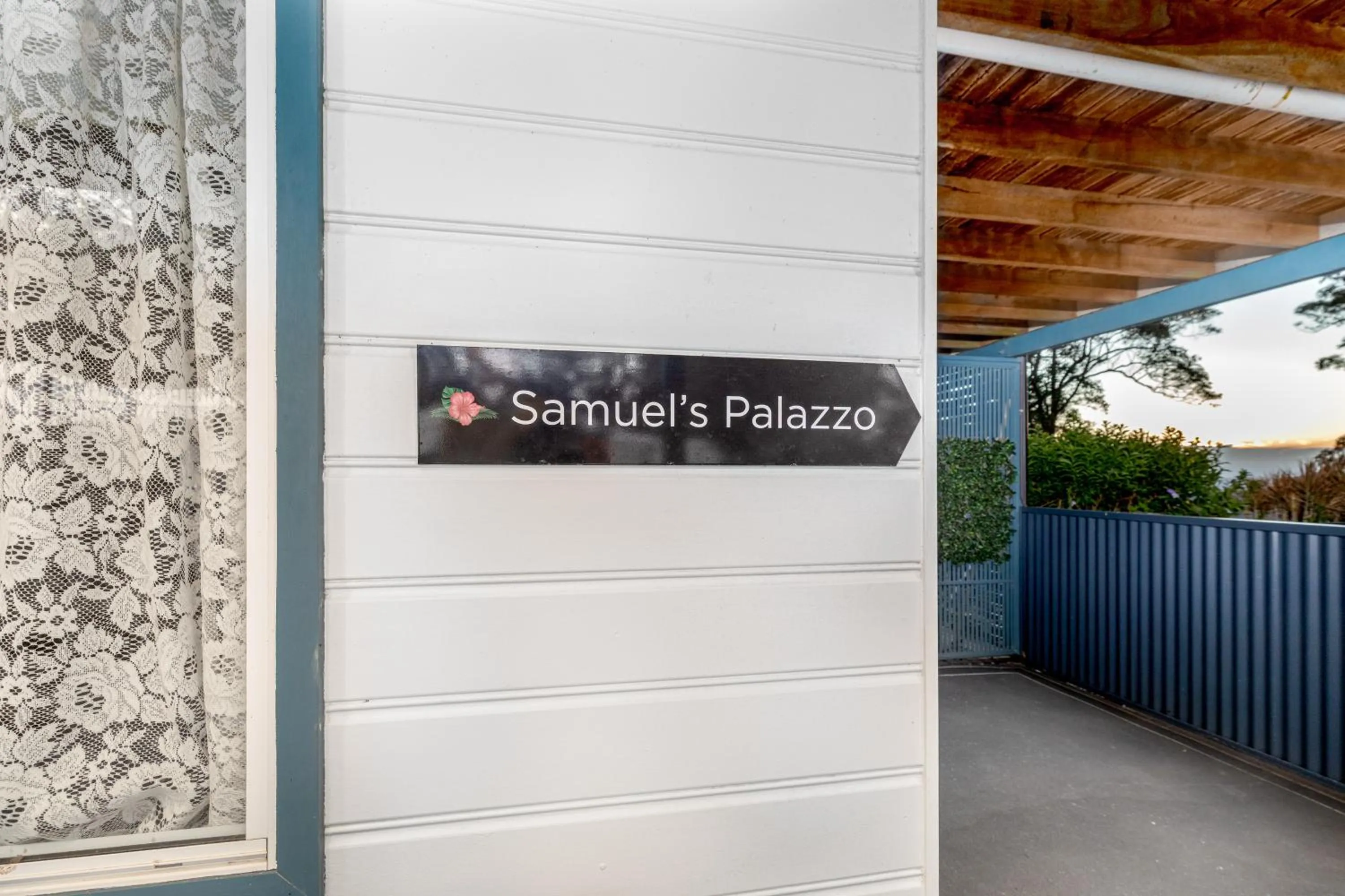 House of Mahalo Accommodation