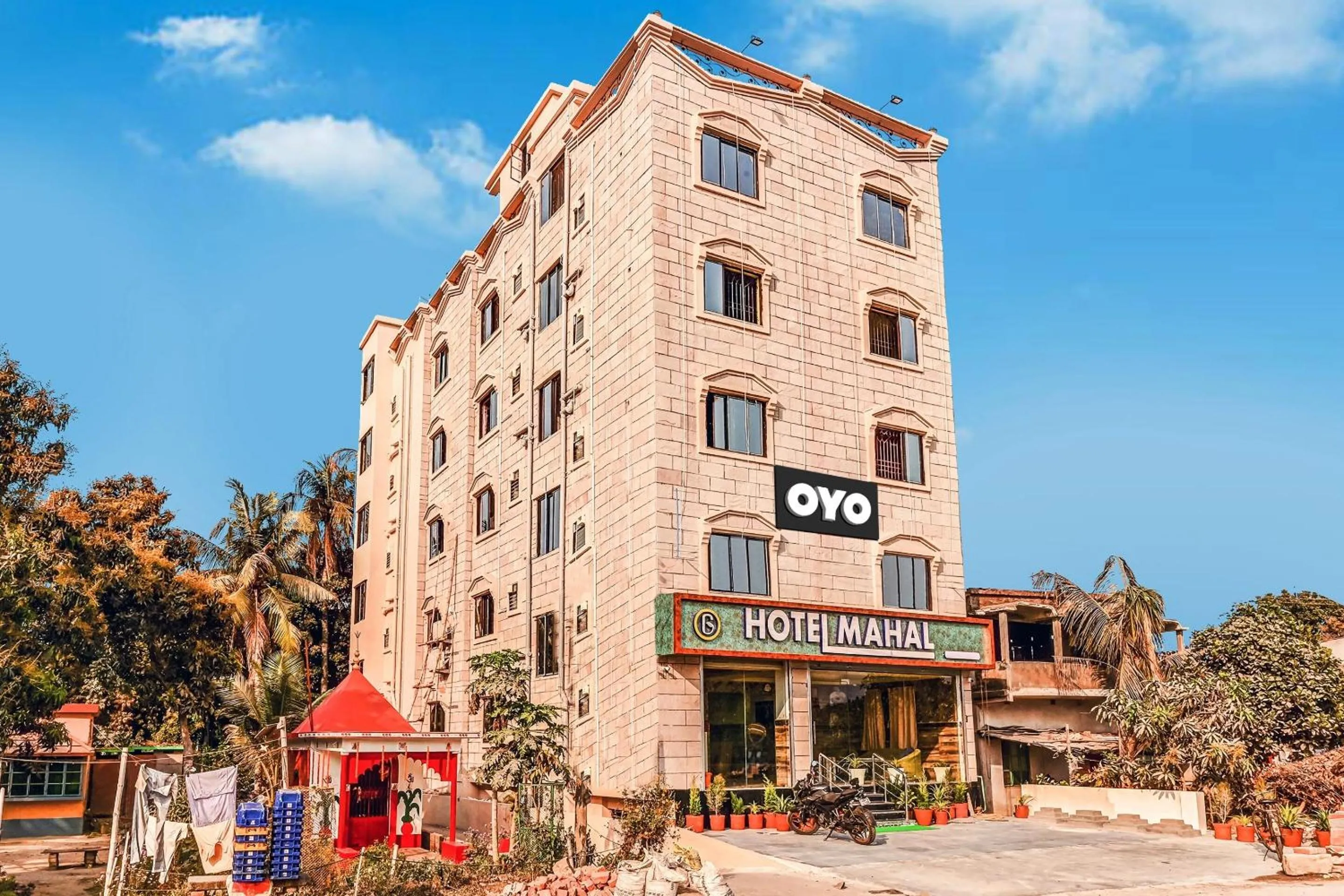 Facade/entrance in Super Hotel O Mahal