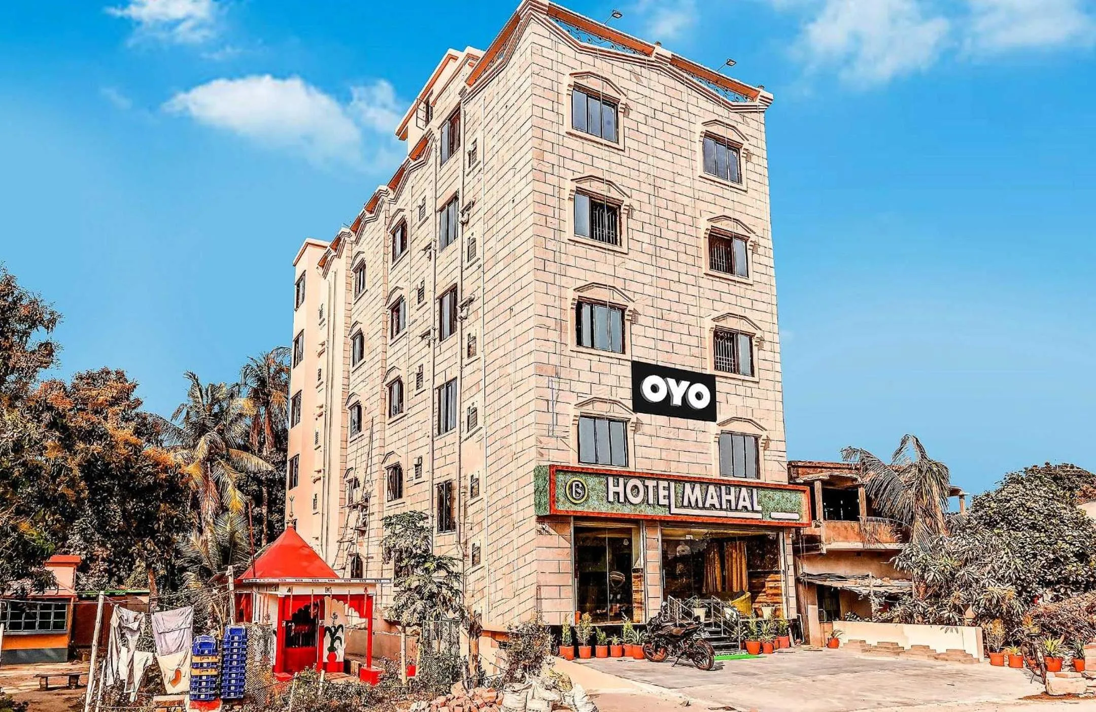 Facade/entrance in Super Hotel O Mahal