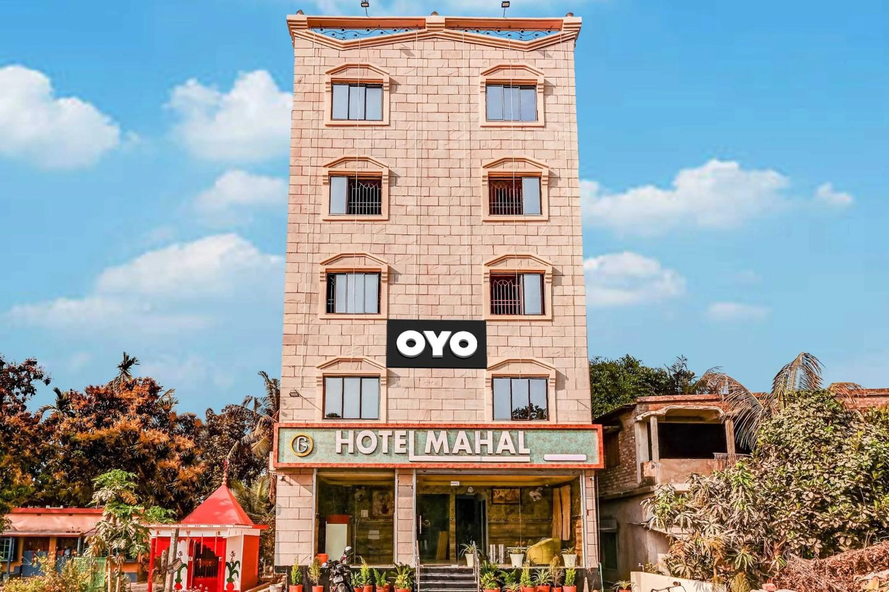 Facade/entrance in Super Hotel O Mahal