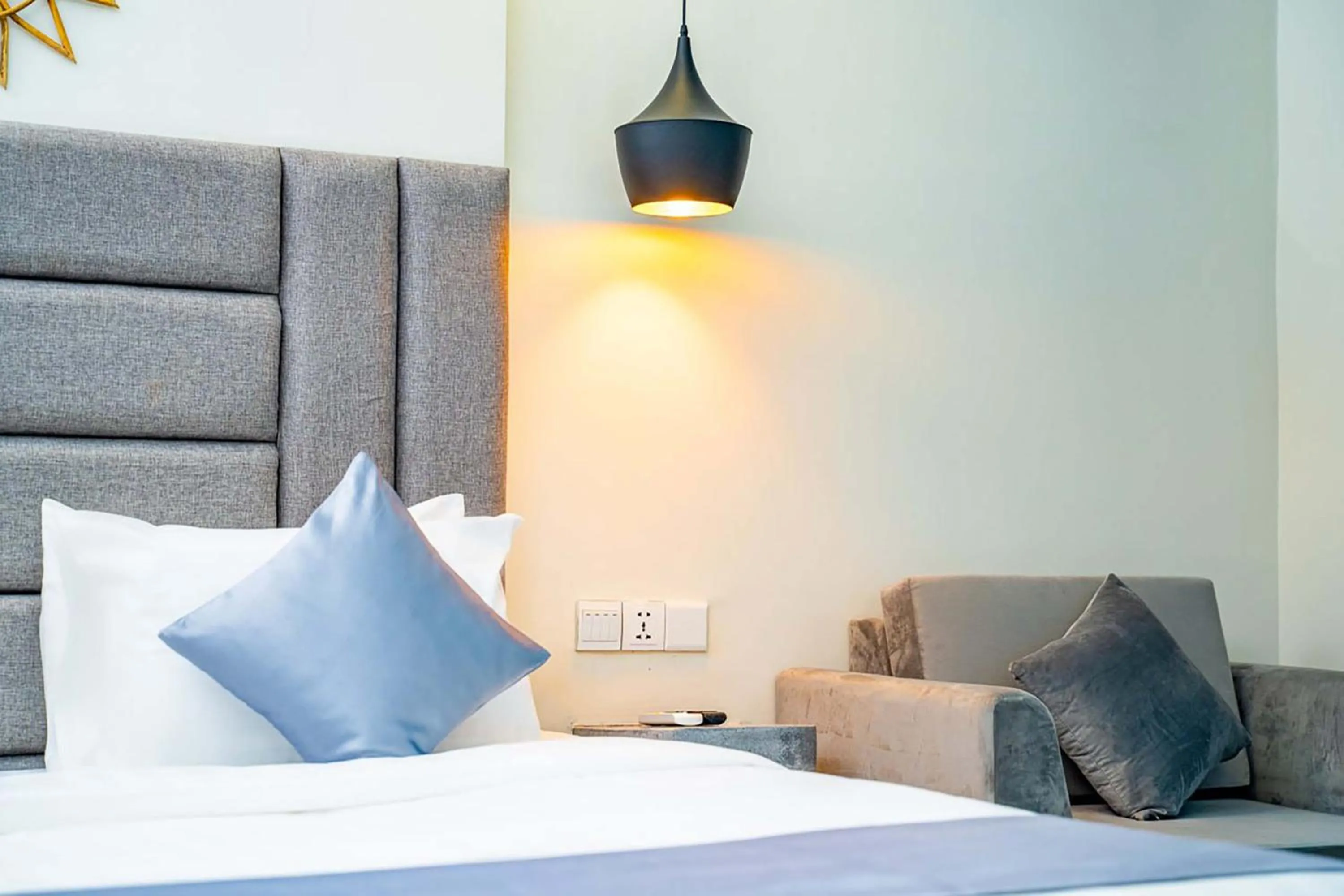 Bed in Rainforest Hotel by NSUN