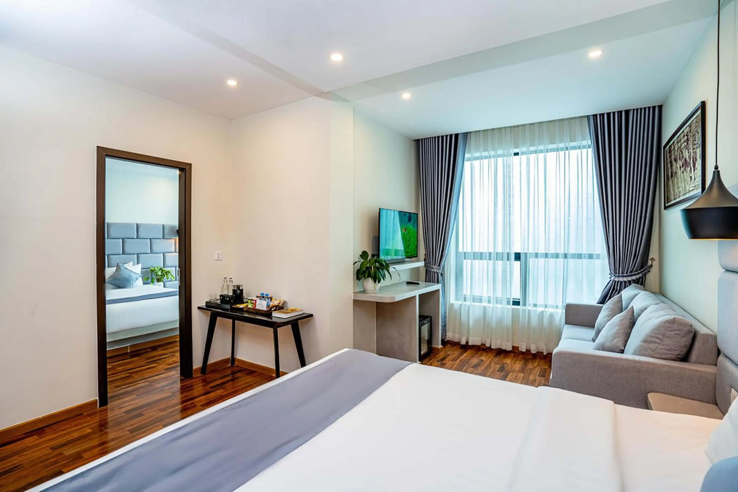 Bedroom, Bed in Rainforest Hotel by NSUN