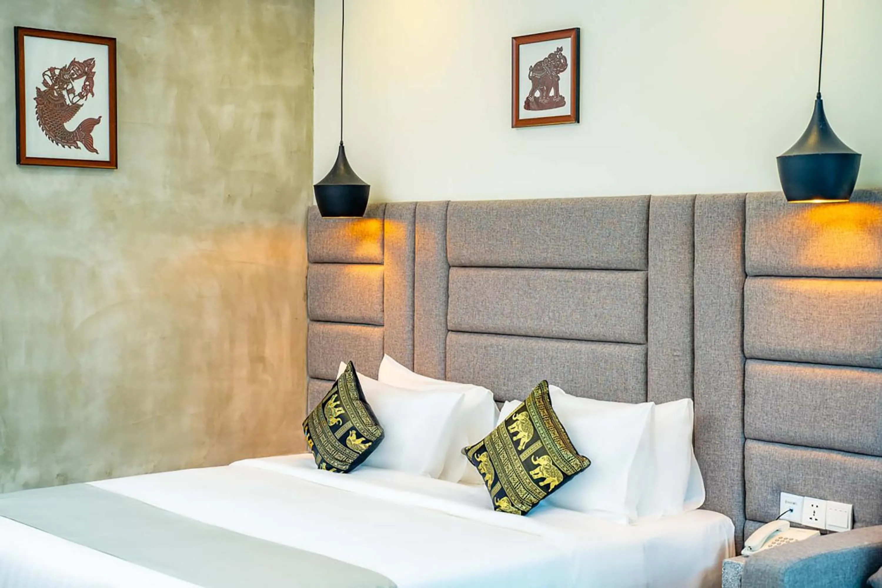 Photo of the whole room, Bed in Rainforest Hotel by NSUN