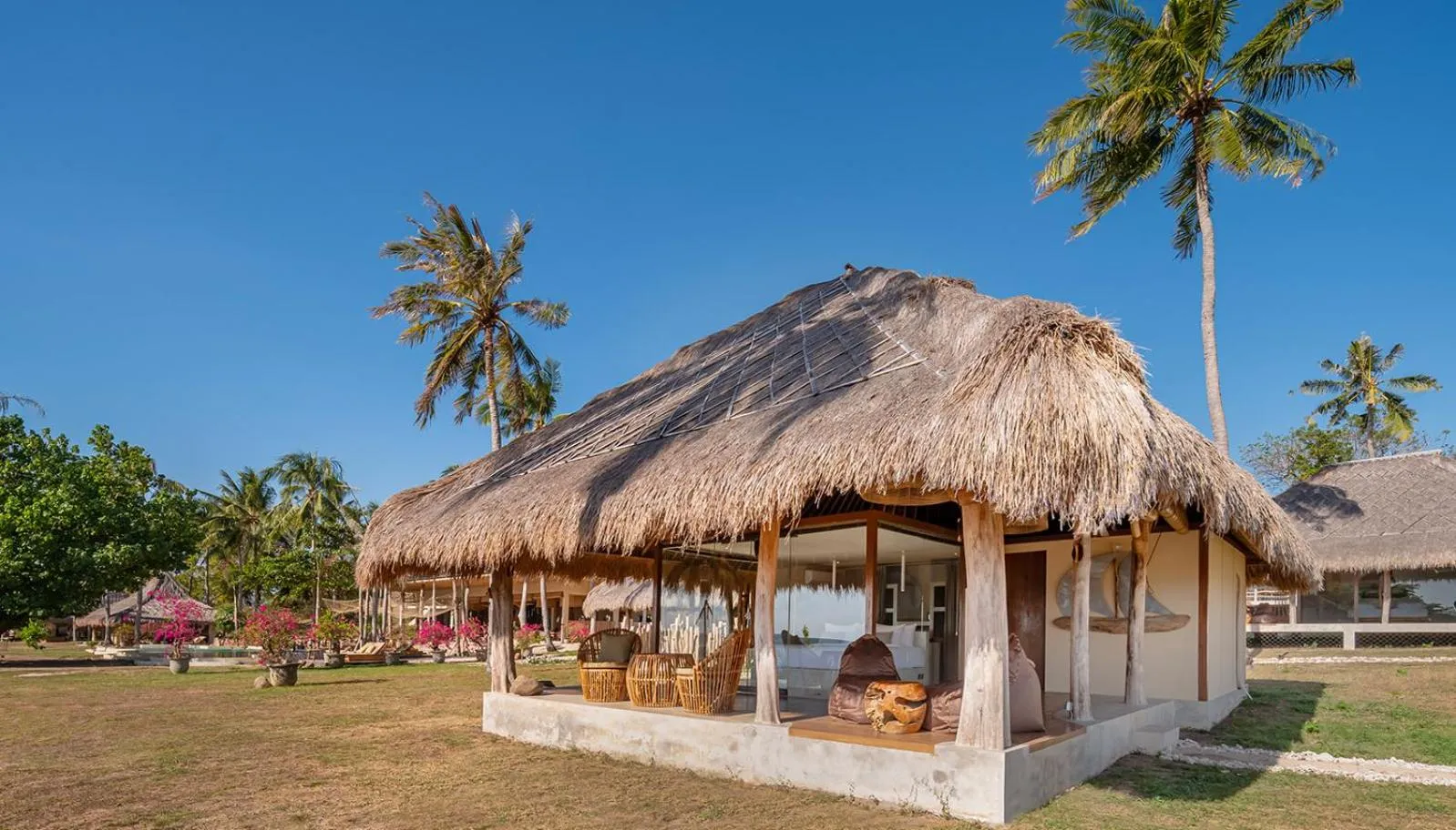 Property building in Bleu MATHIS Gili Asahan