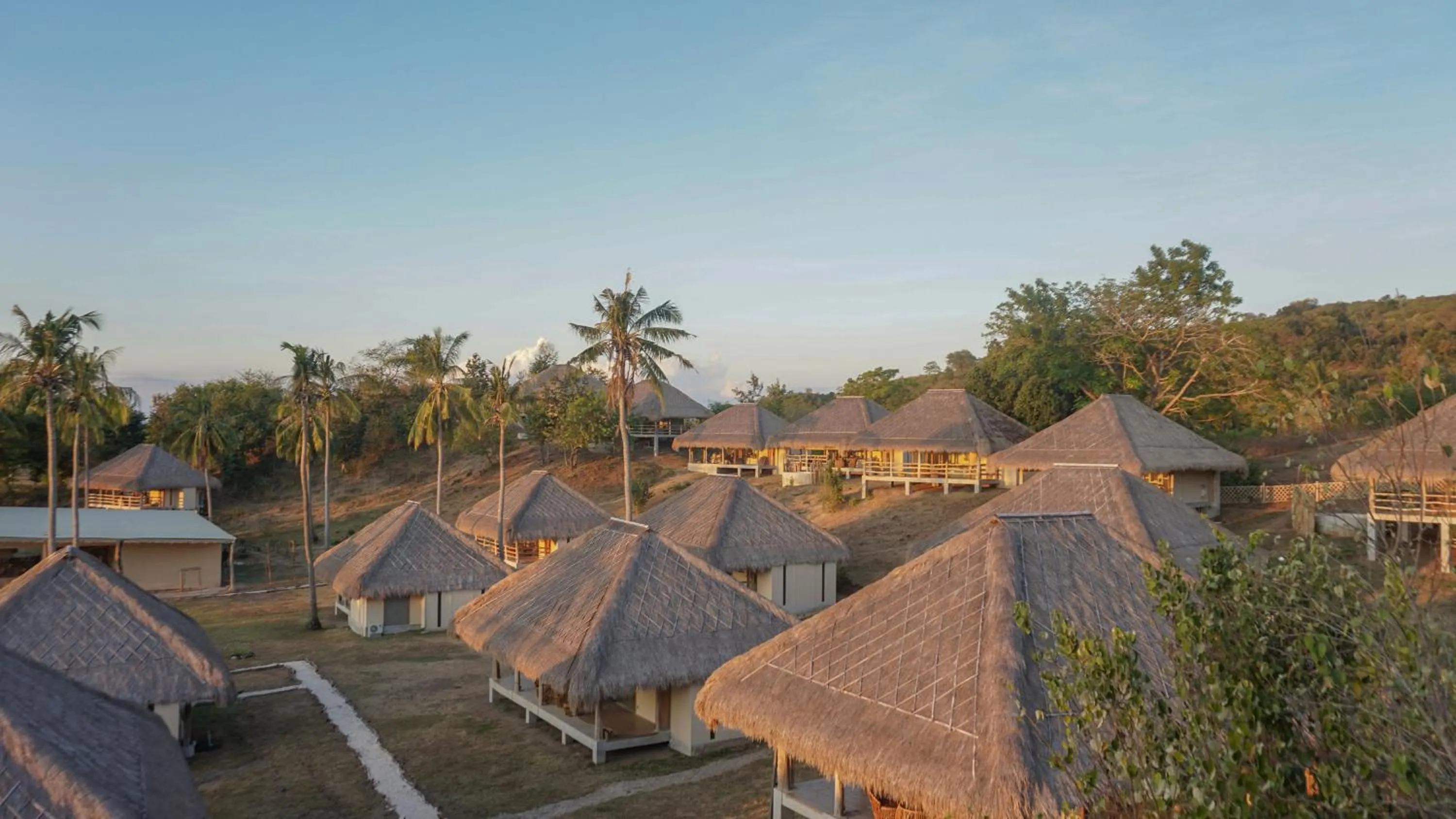 Property building in Bleu MATHIS Gili Asahan