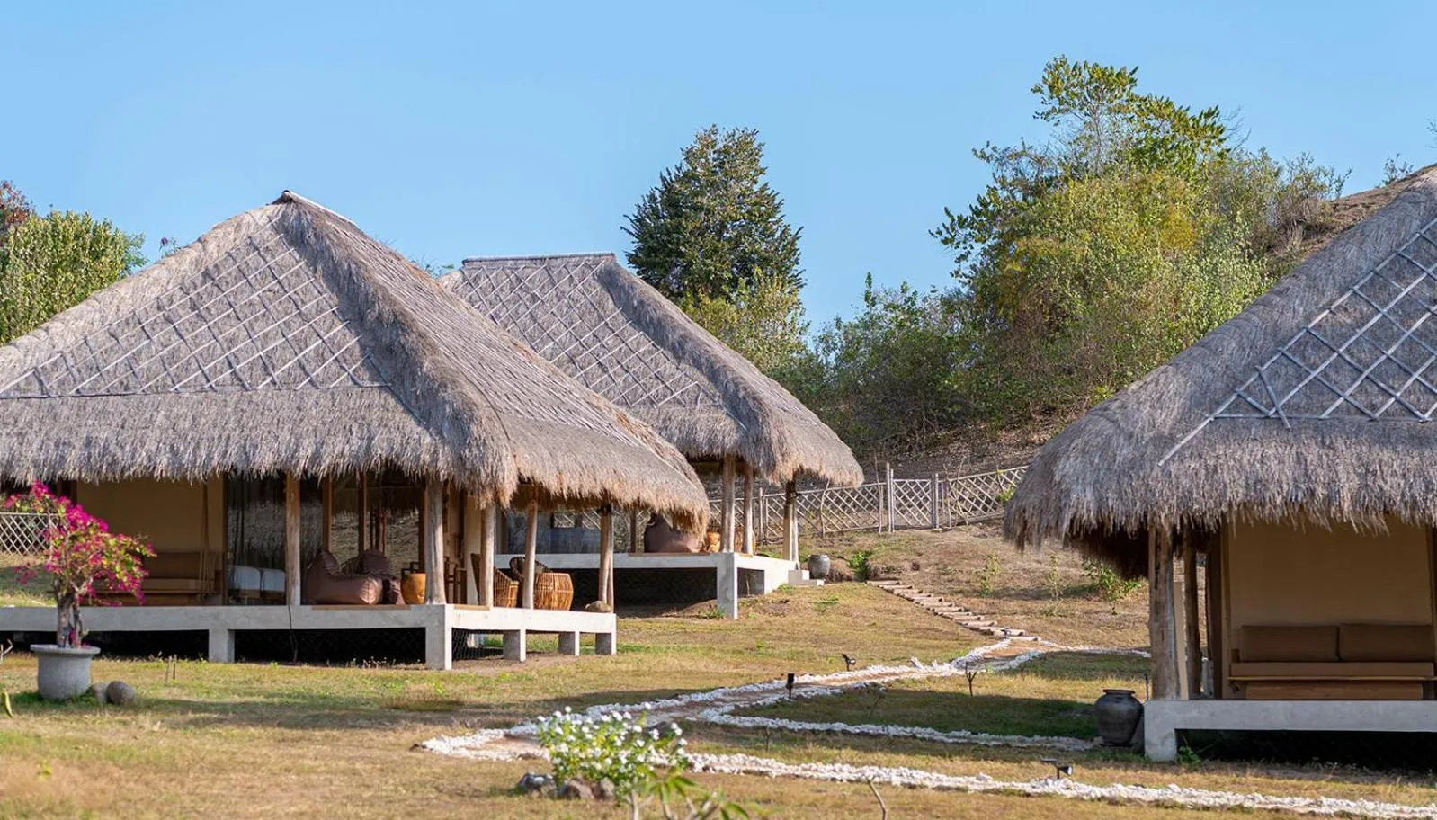 Property building in Bleu MATHIS Gili Asahan