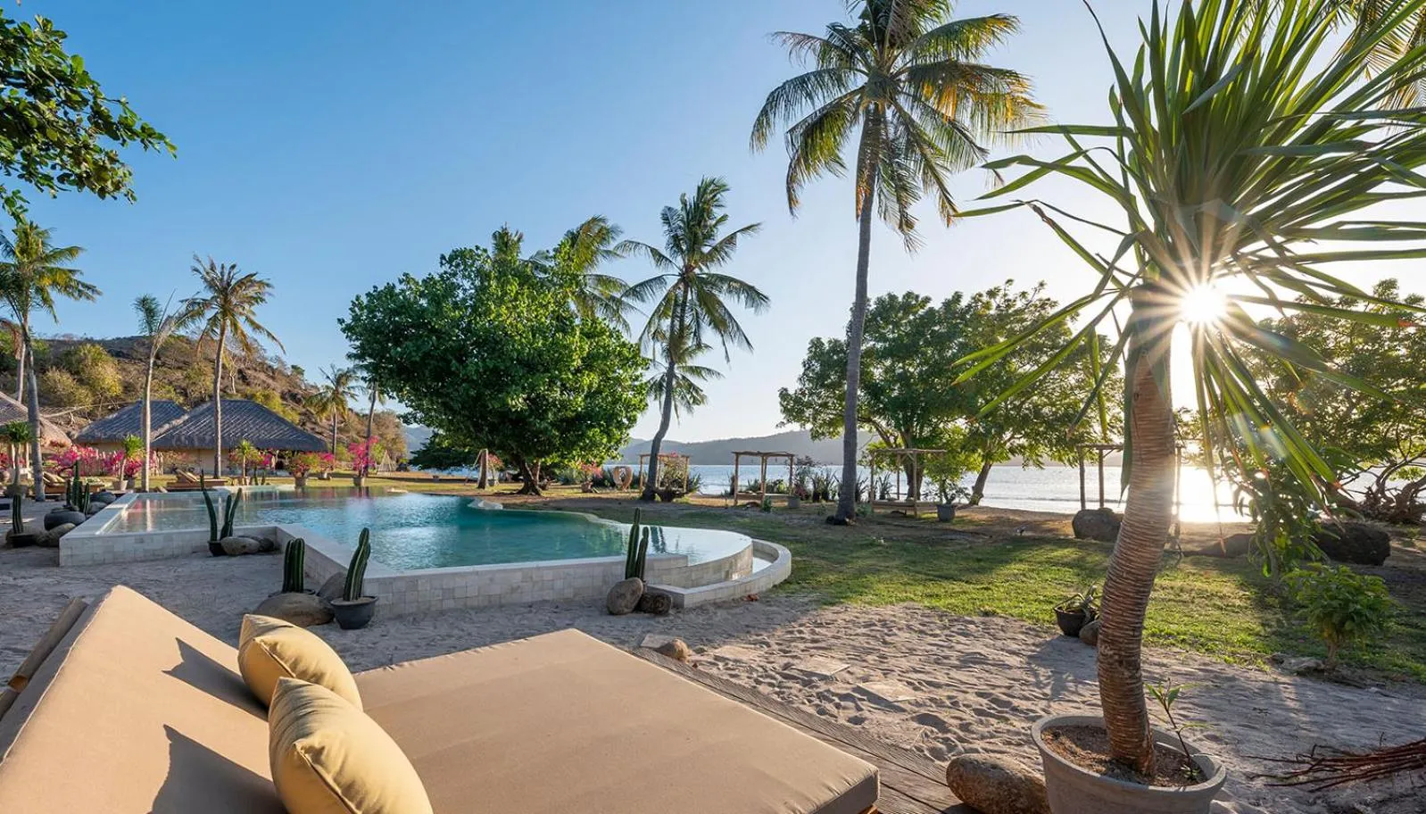 Swimming pool in Bleu MATHIS Gili Asahan