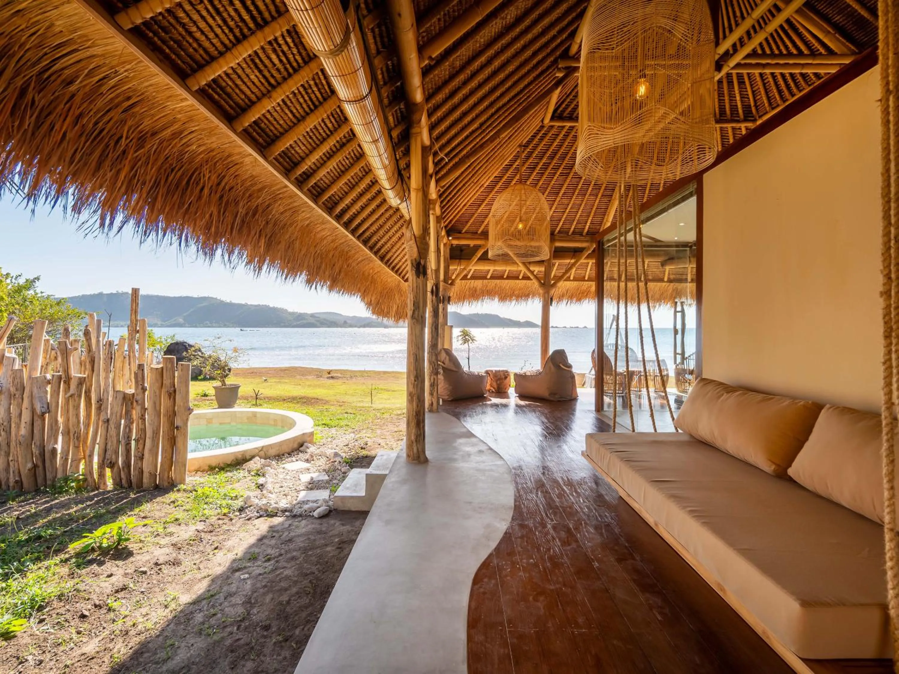Balcony/Terrace in Bleu MATHIS Gili Asahan