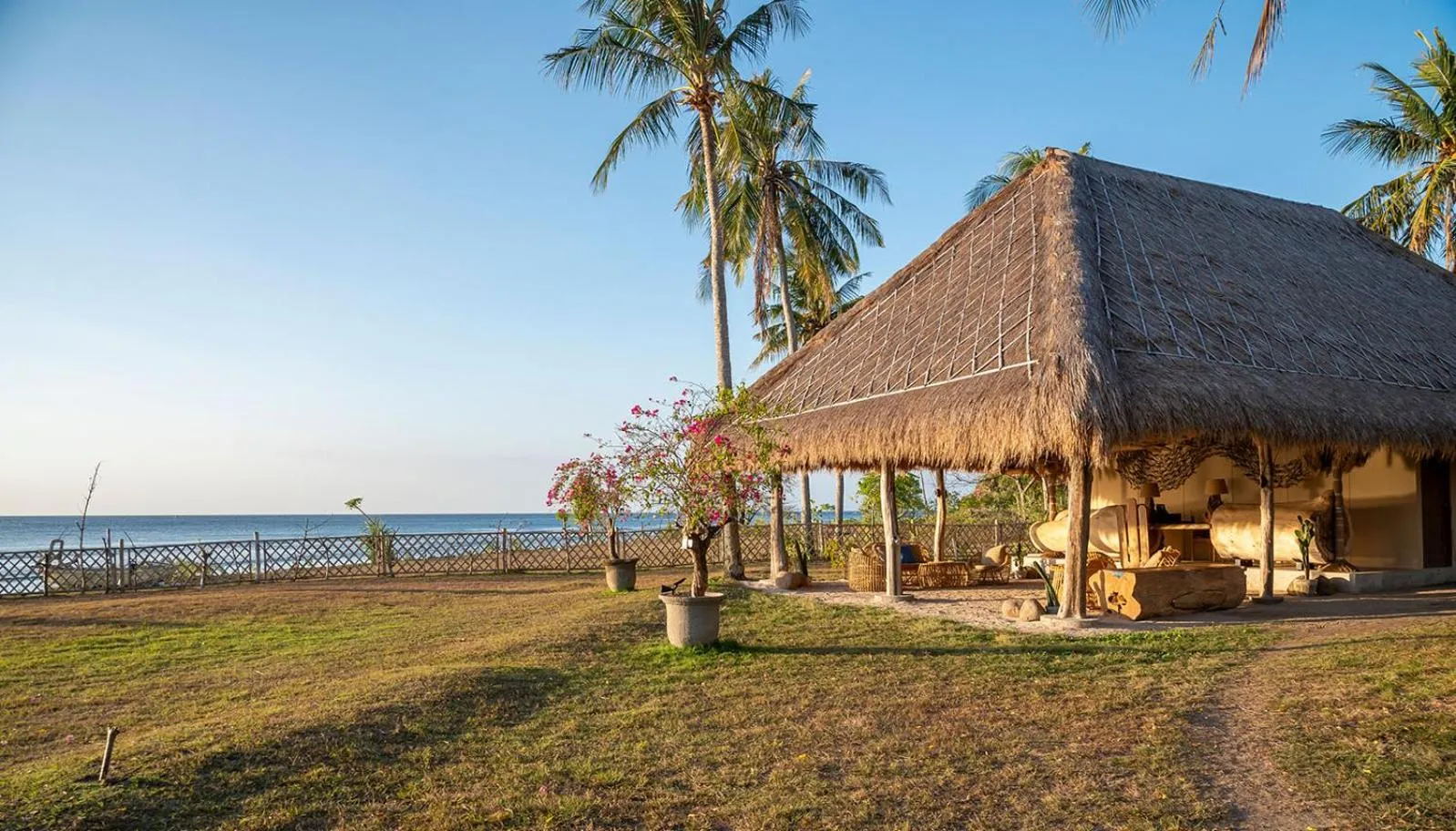 Lobby or reception in Bleu MATHIS Gili Asahan