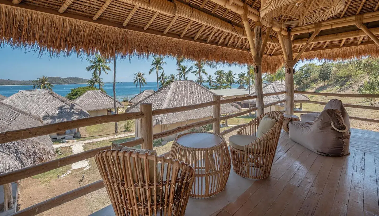 Panoramic Villa - Free return boat from Kores Harbor to Gili Asahan in Bleu MATHIS Gili Asahan Panoramic Villa - Free return boat from Kores Harbor to Gili Asahan in Bleu MATHIS Gili Asahan