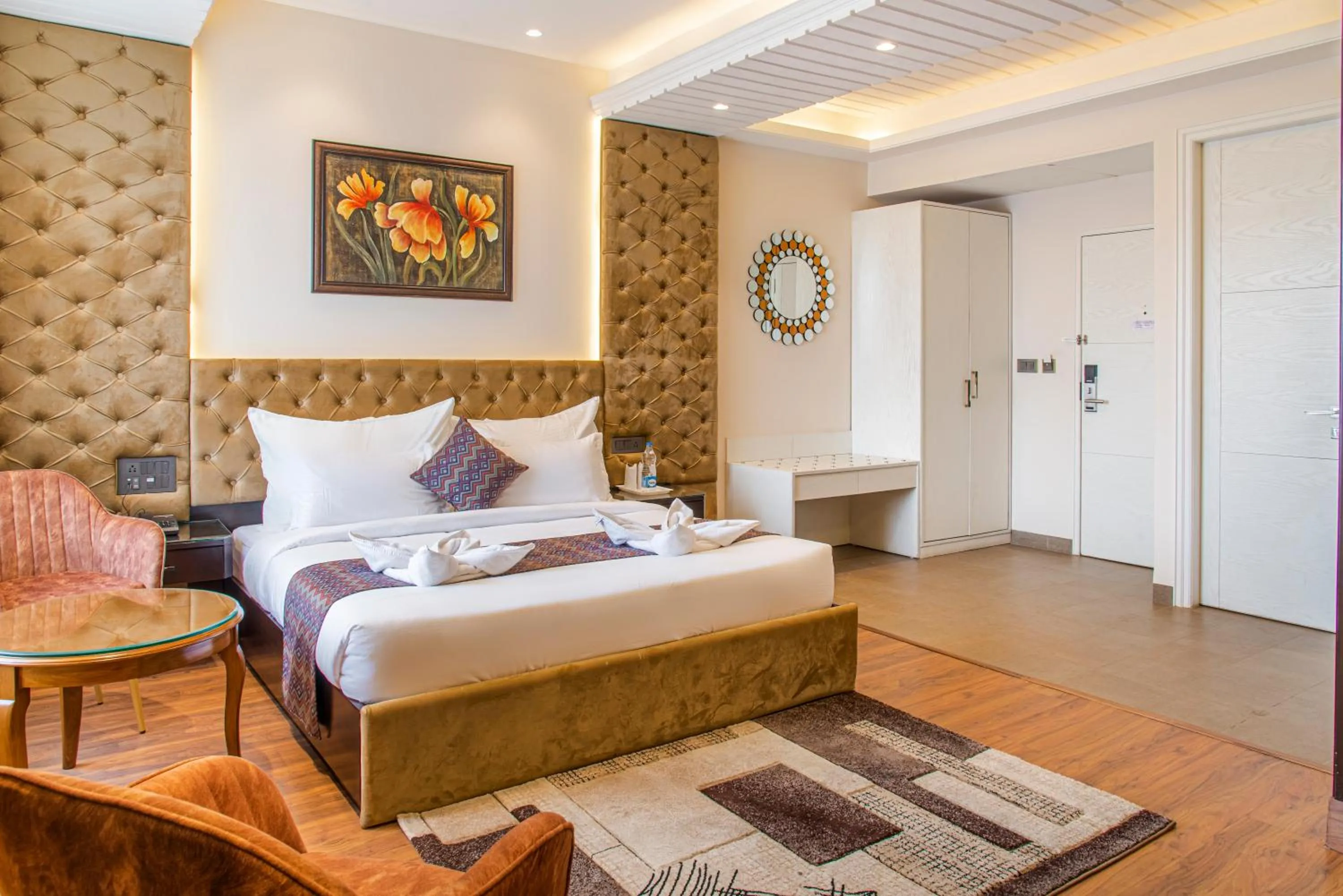 Bed in AnantVilas Shimla Hills