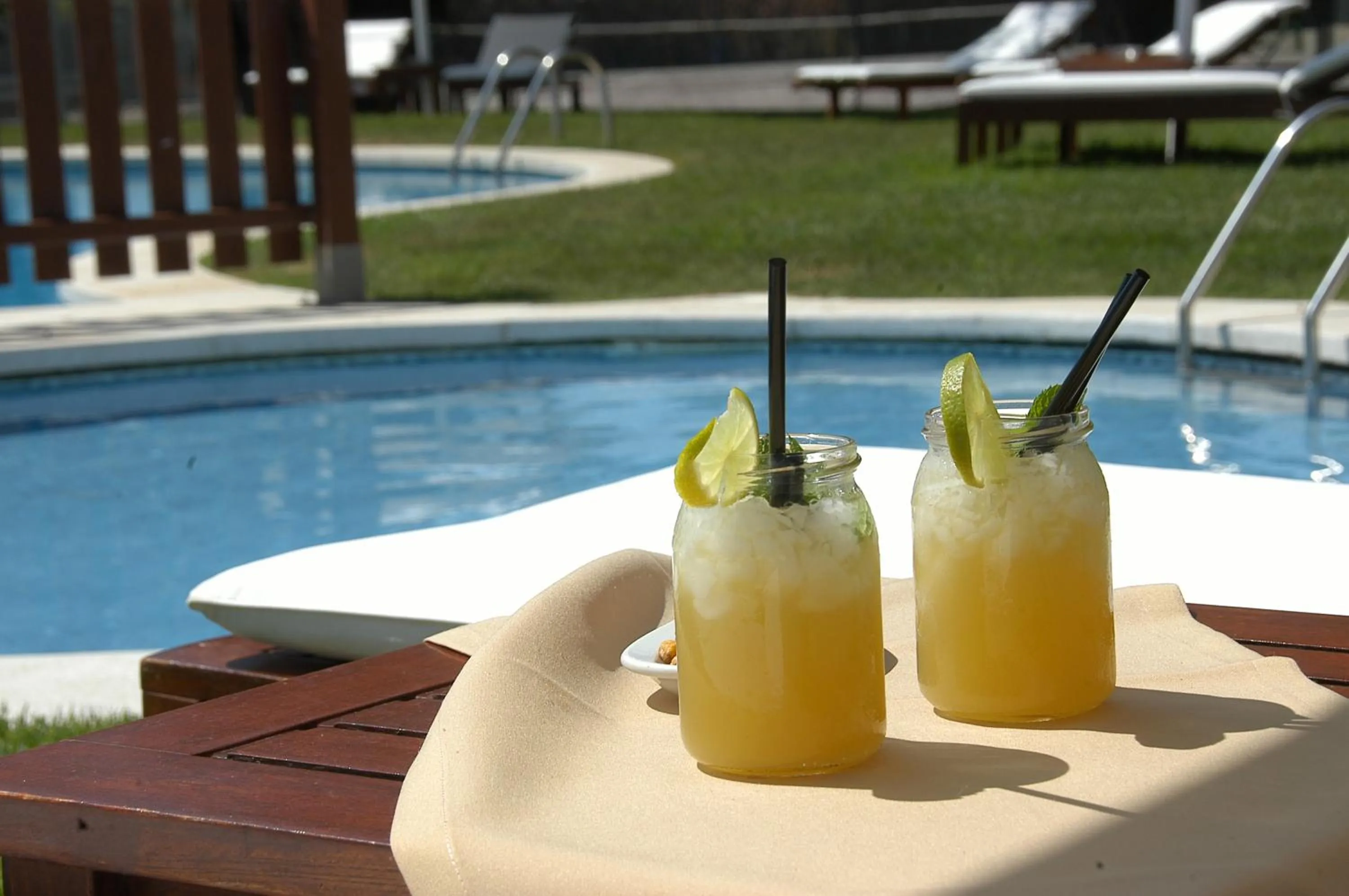 Swimming pool in Felix Hotel