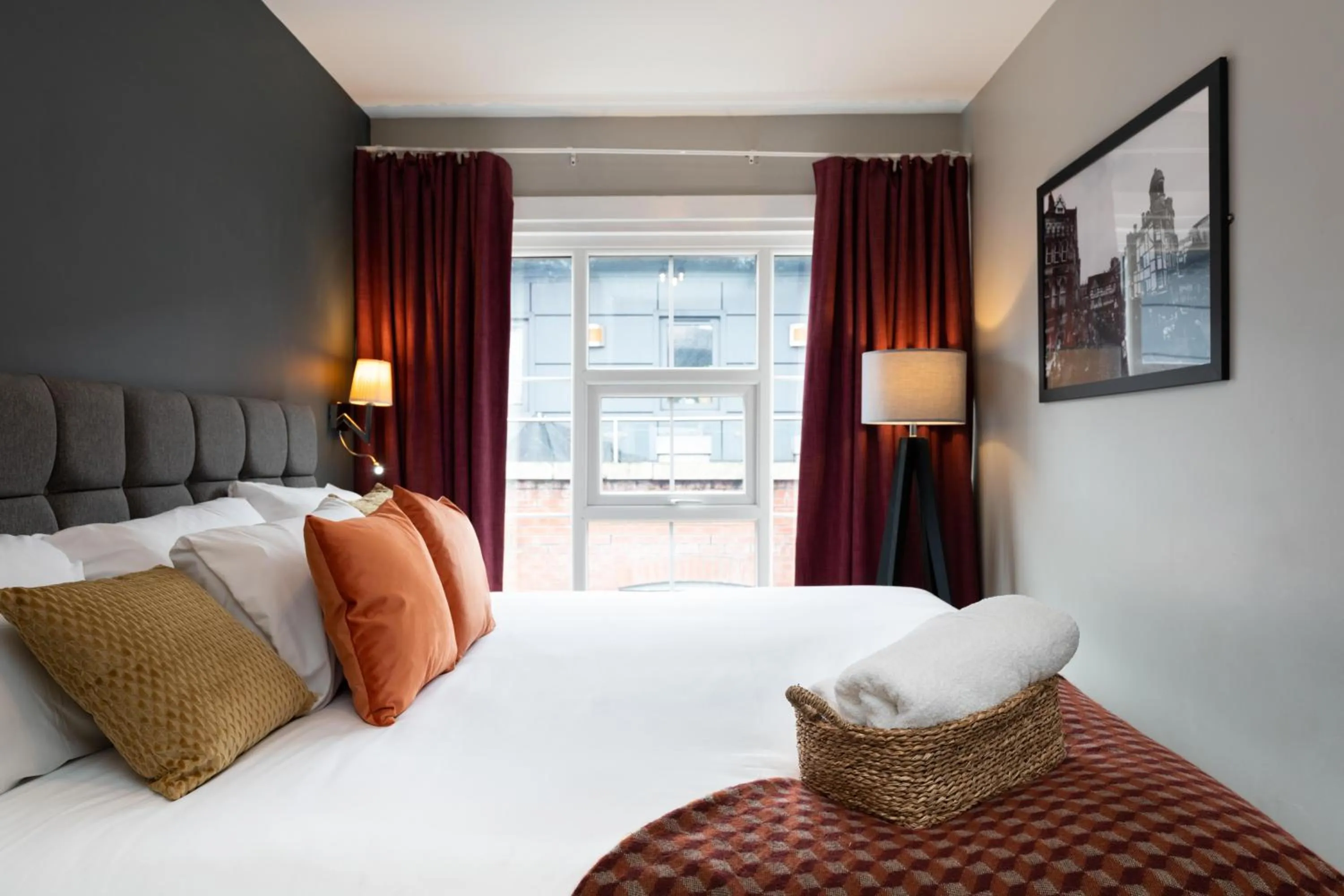 Bed in High Street Town House