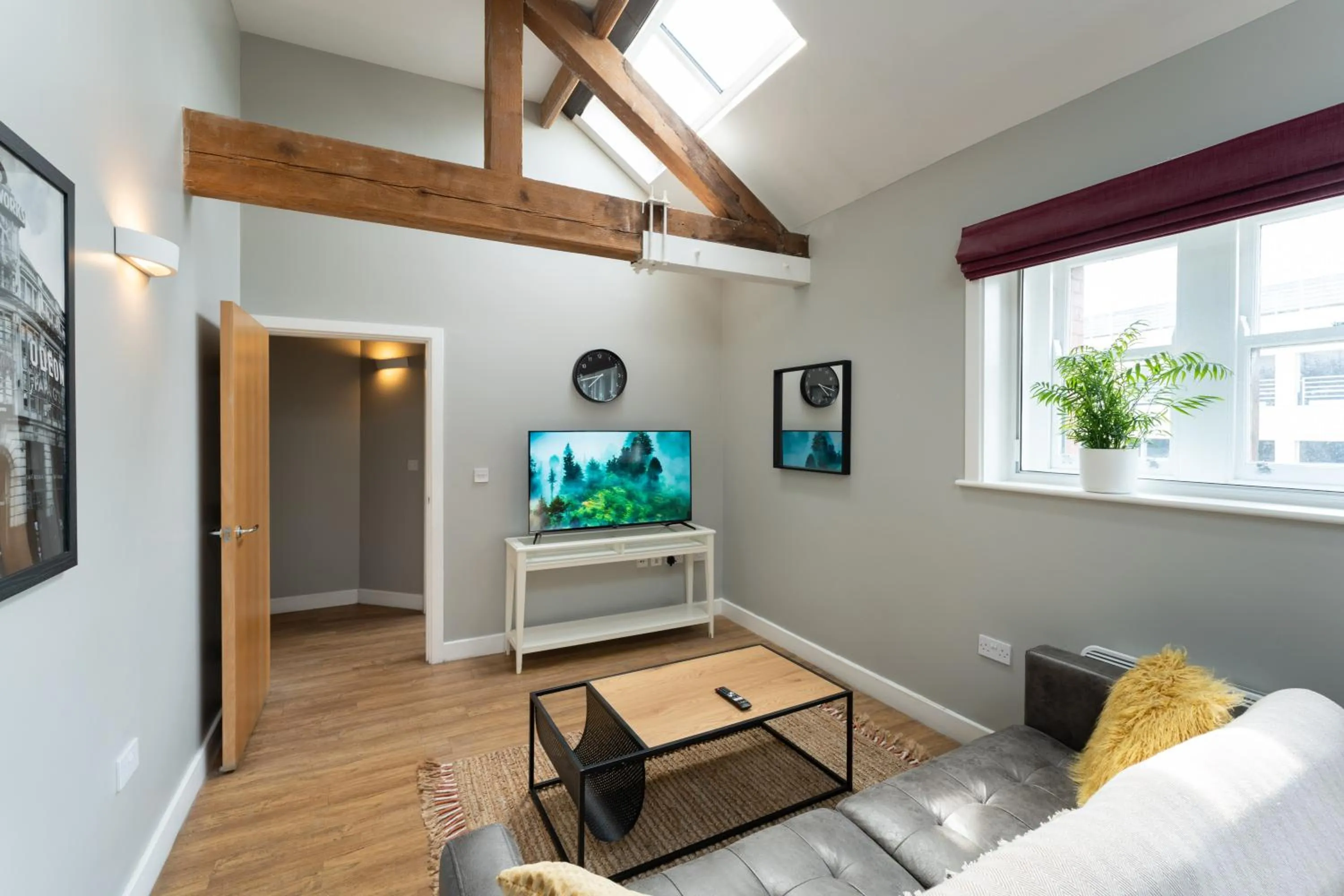 TV and multimedia in High Street Town House