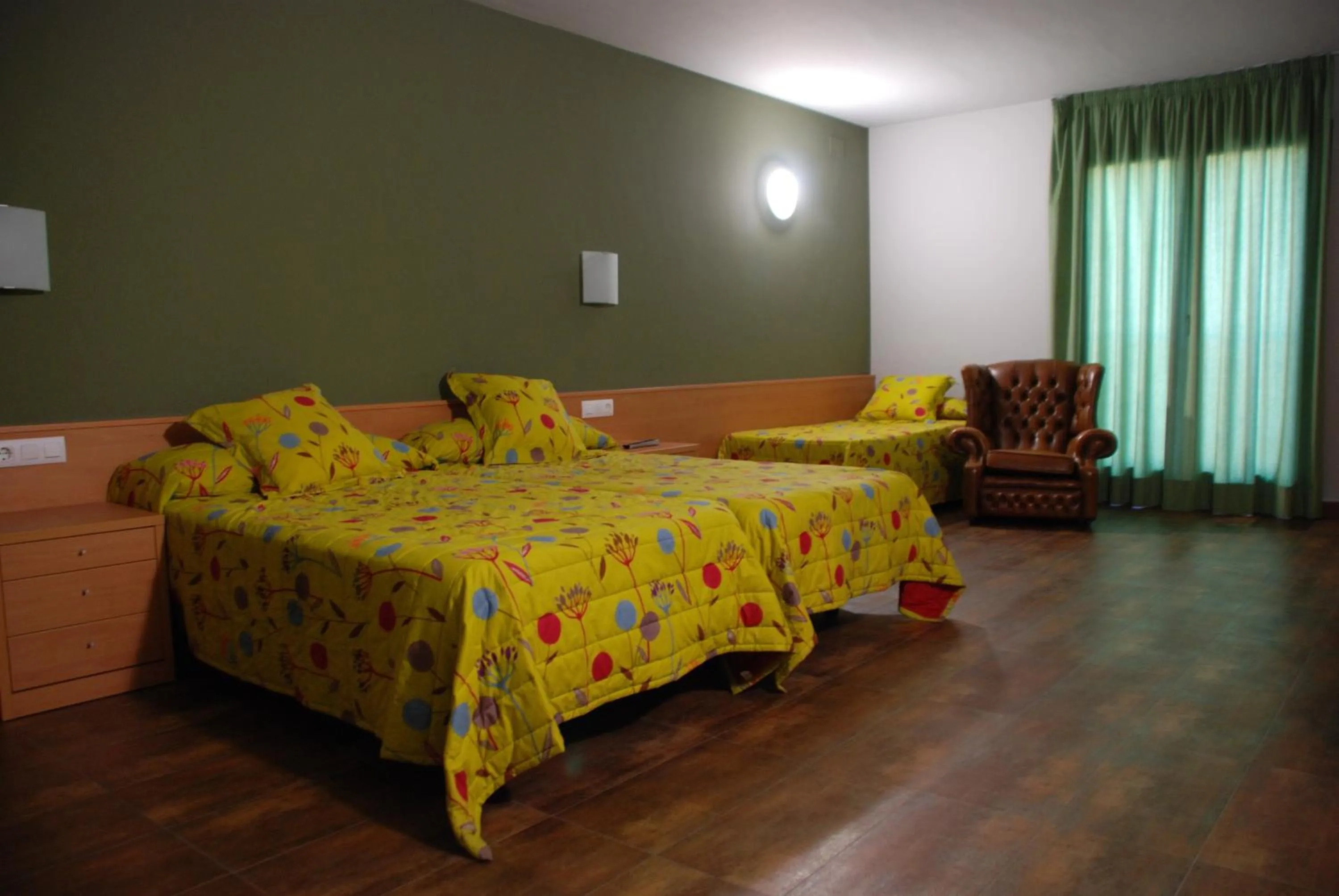 Photo of the whole room, Bed in Hotel Pinxo