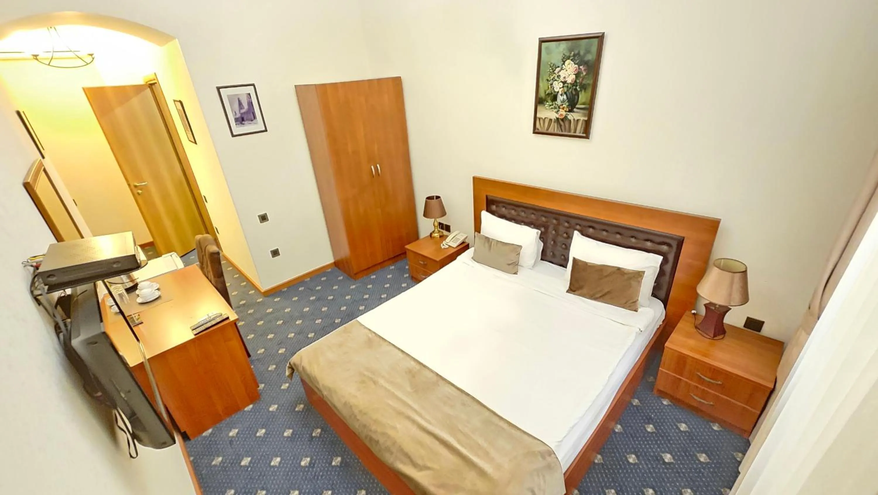 Bed in Port Hotel Baku