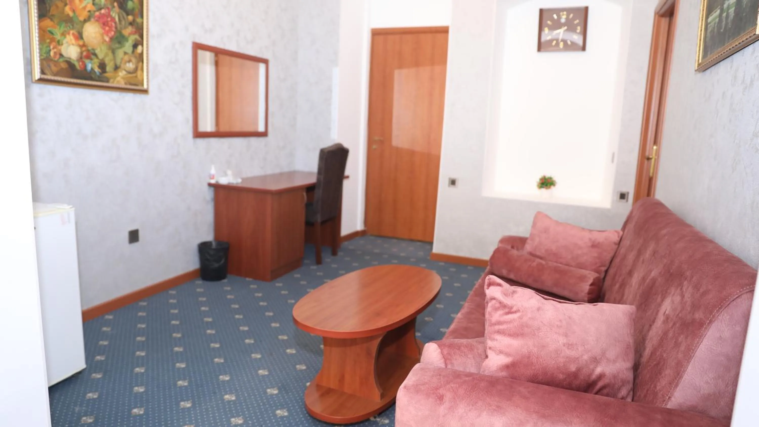 Photo of the whole room in Port Hotel Baku