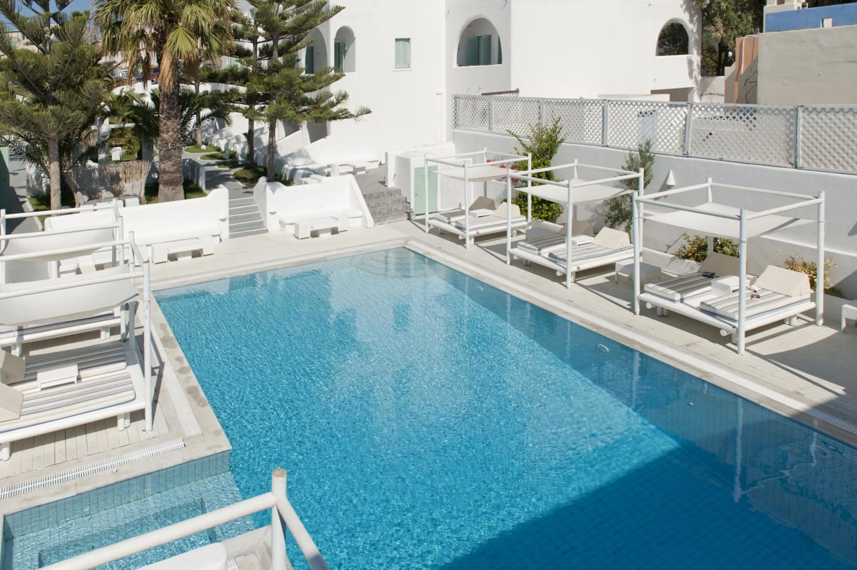 Swimming pool in Daedalus Hotel