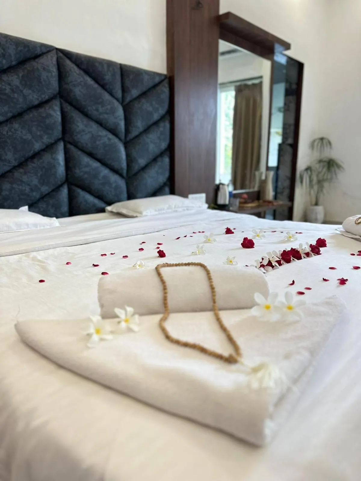 Bed in The Ratan Resort & Retreat
