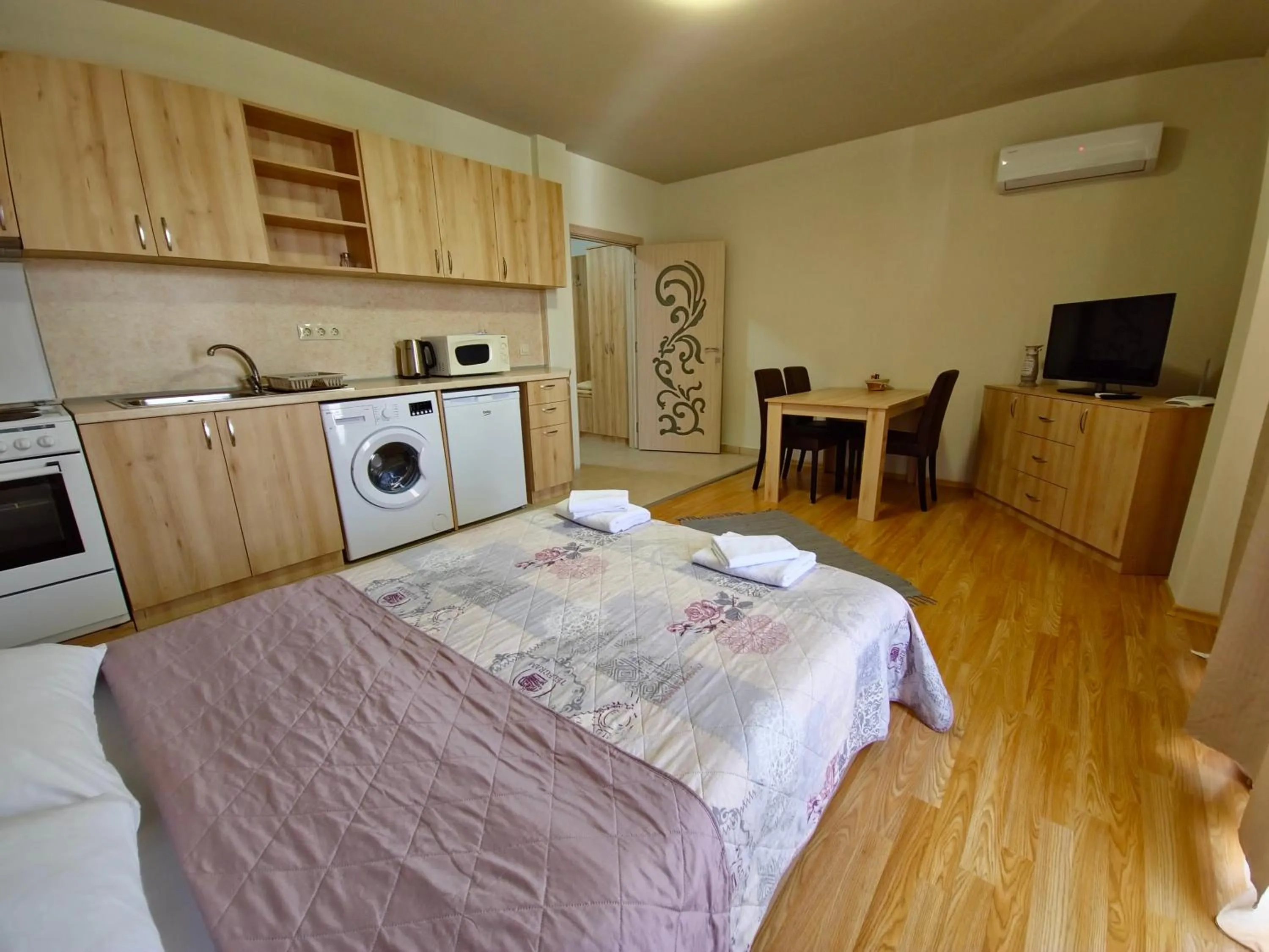 Bed in Diamond Beach Sarafovo by KP