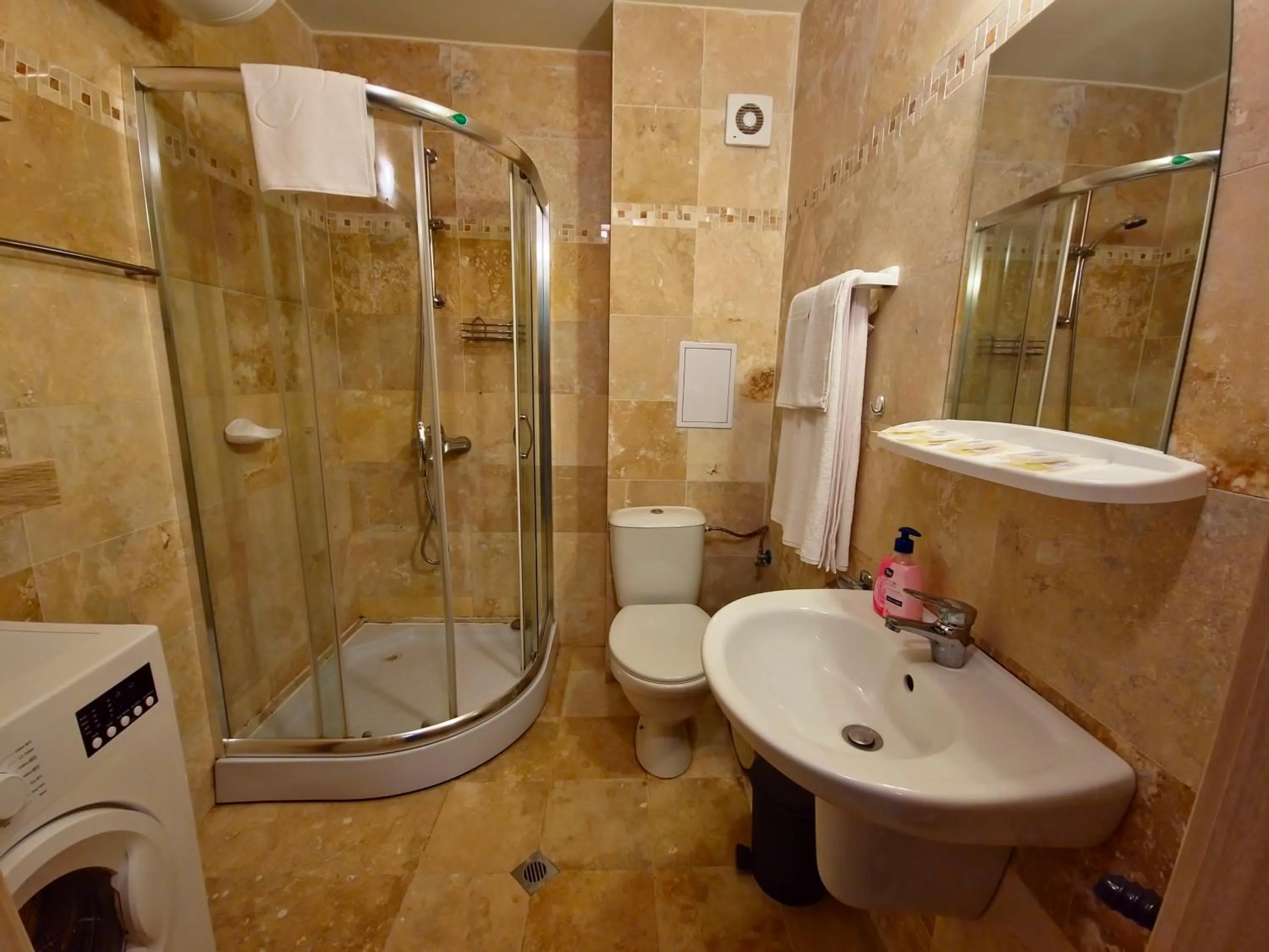 Bathroom in Diamond Beach Sarafovo by KP