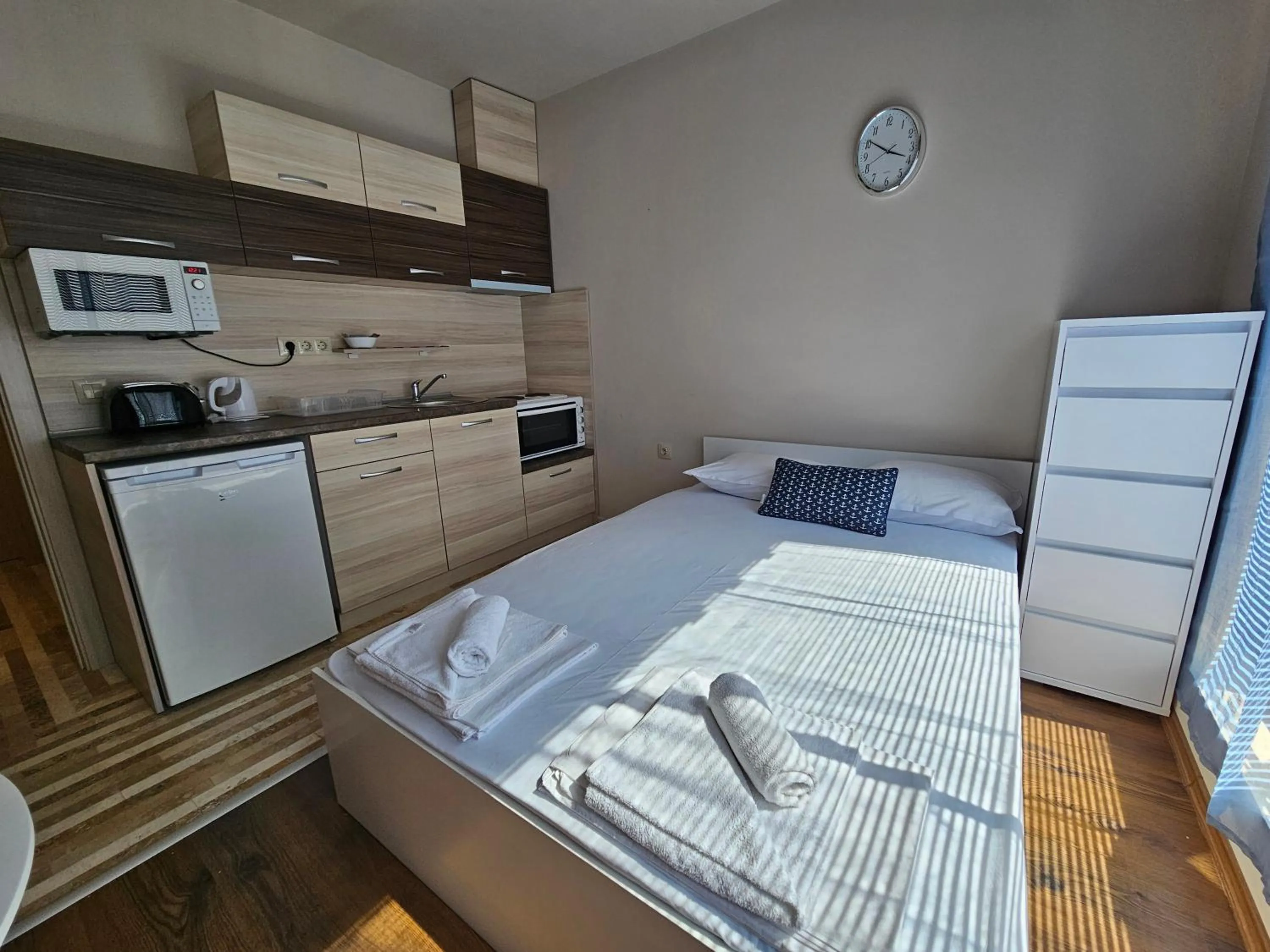 Bed in Diamond Beach Sarafovo by KP