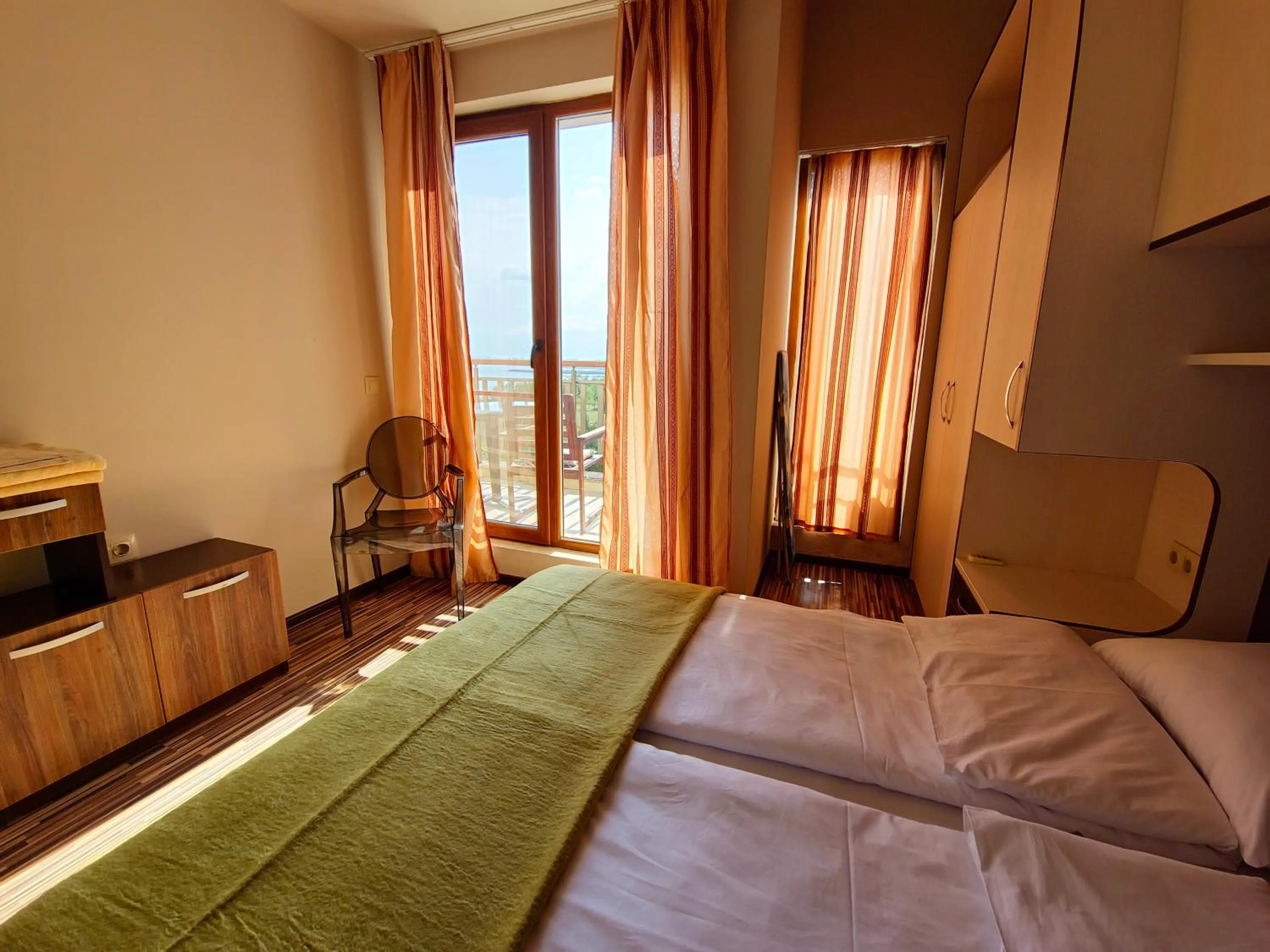 Bedroom, Bed in Diamond Beach Sarafovo by KP