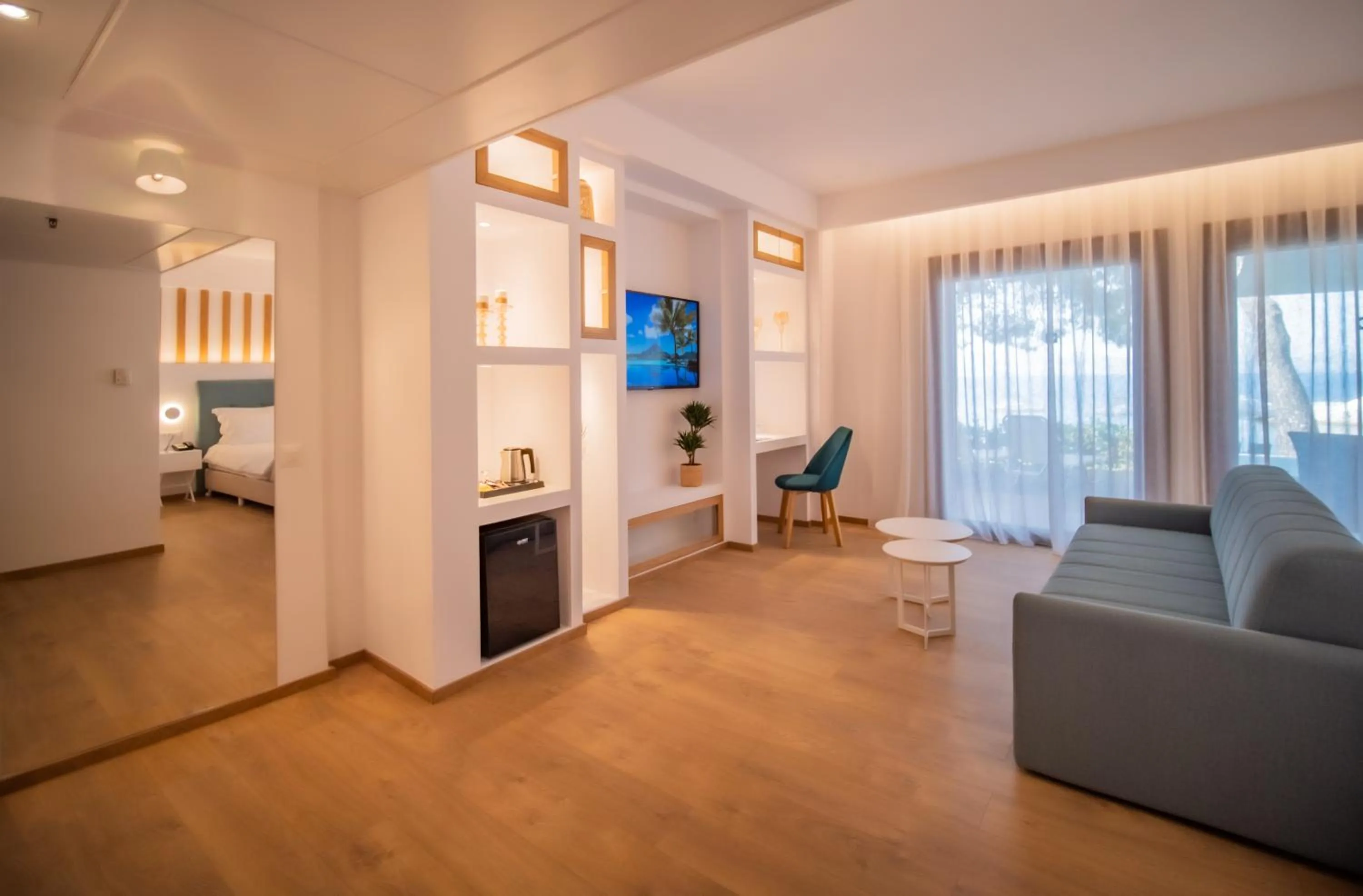 Beach in Wyndham Loutraki Poseidon Resort