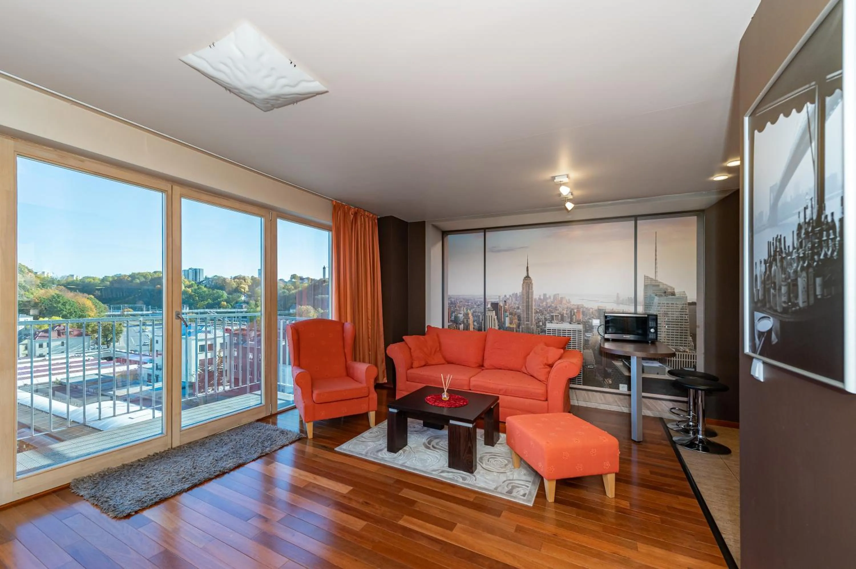 One-Bedroom Apartment in Panoramic city centre apartment by Polo Apartments