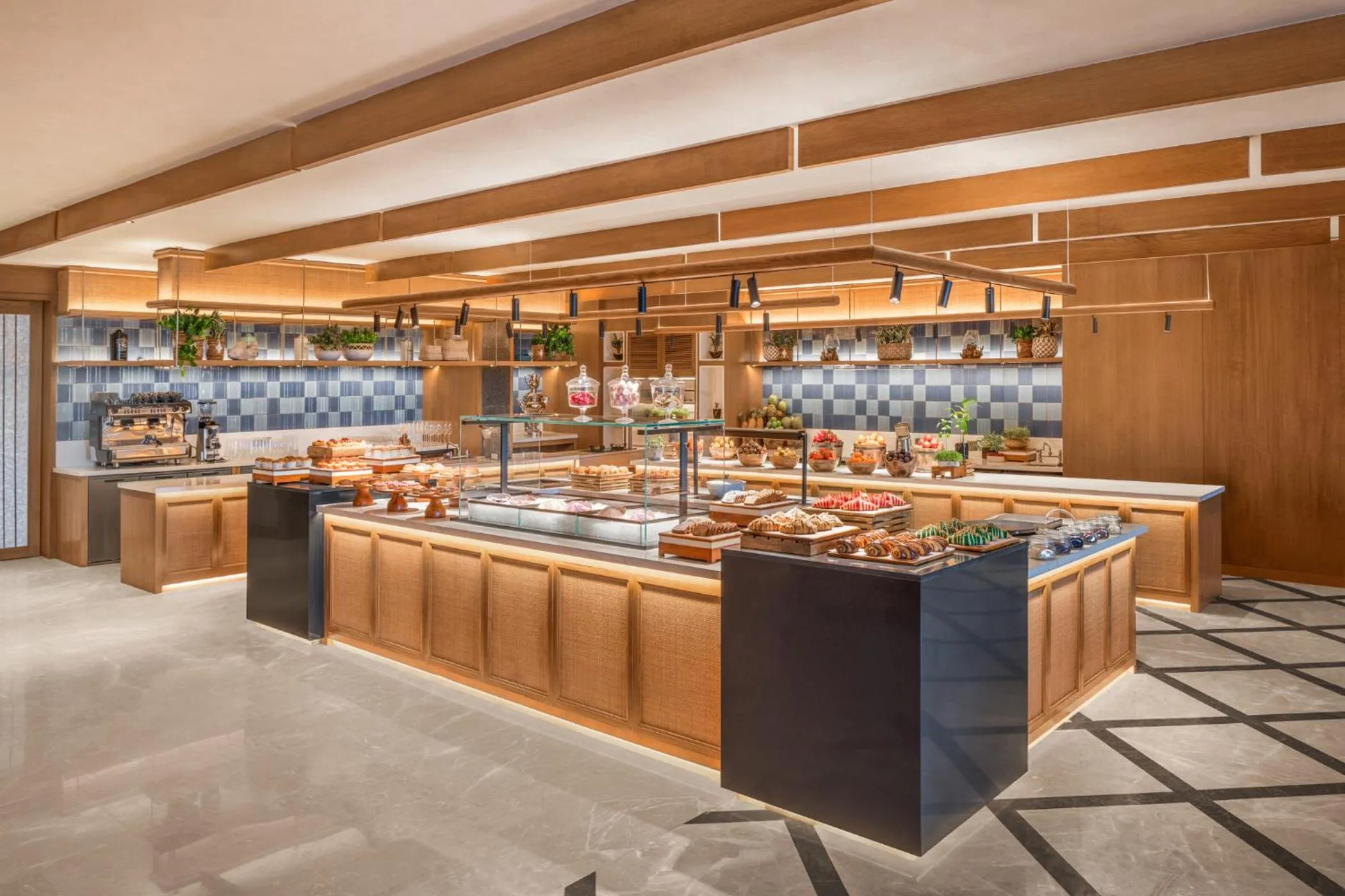 Restaurant/places to eat in JW Marriott Goa